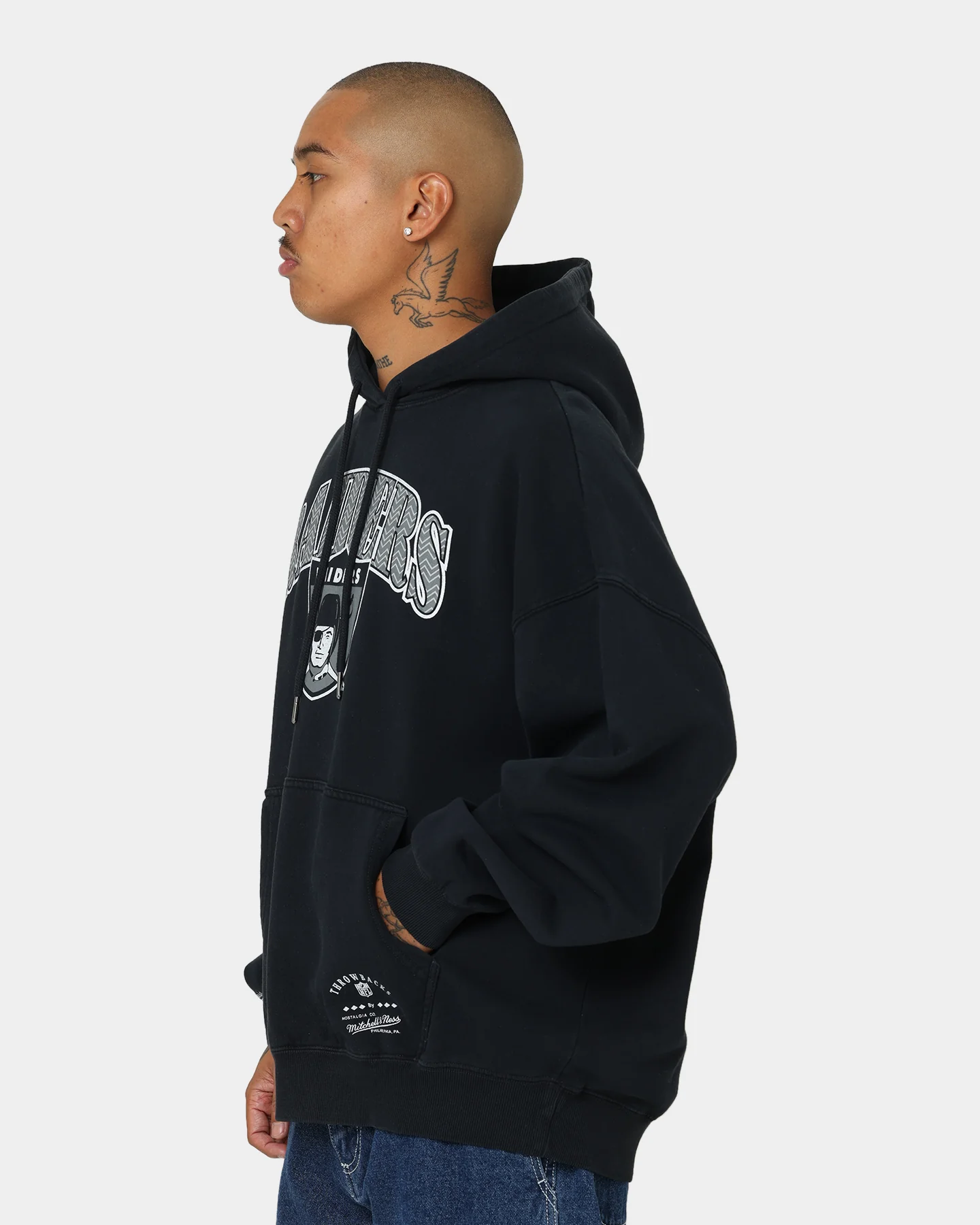 Mitchell & Ness Las Vegas Raiders Point Guard Hoodie Faded Black - Image 6