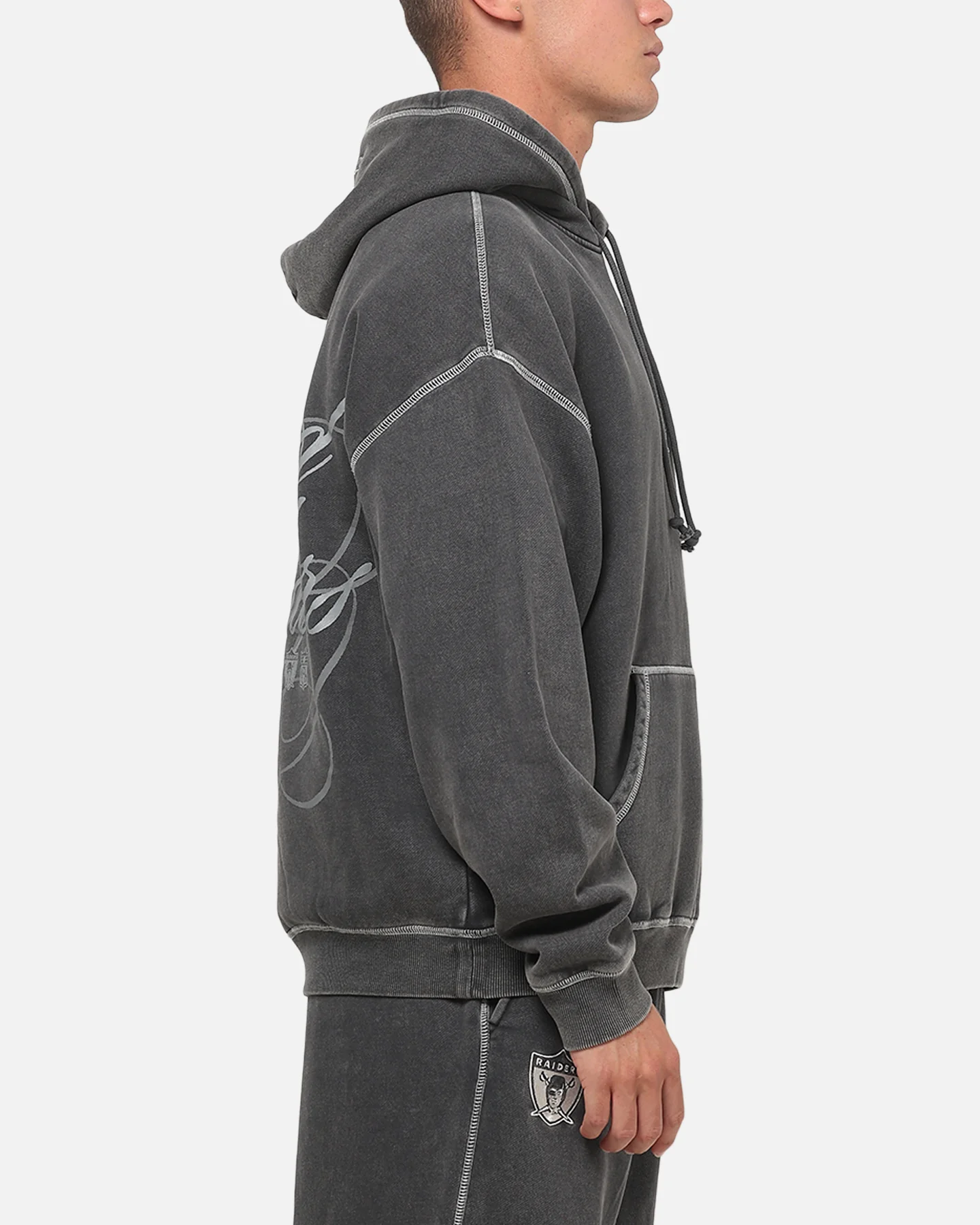 Mitchell & Ness Las Vegas Raiders Star Script Hoodie Washed Black - Image 5
