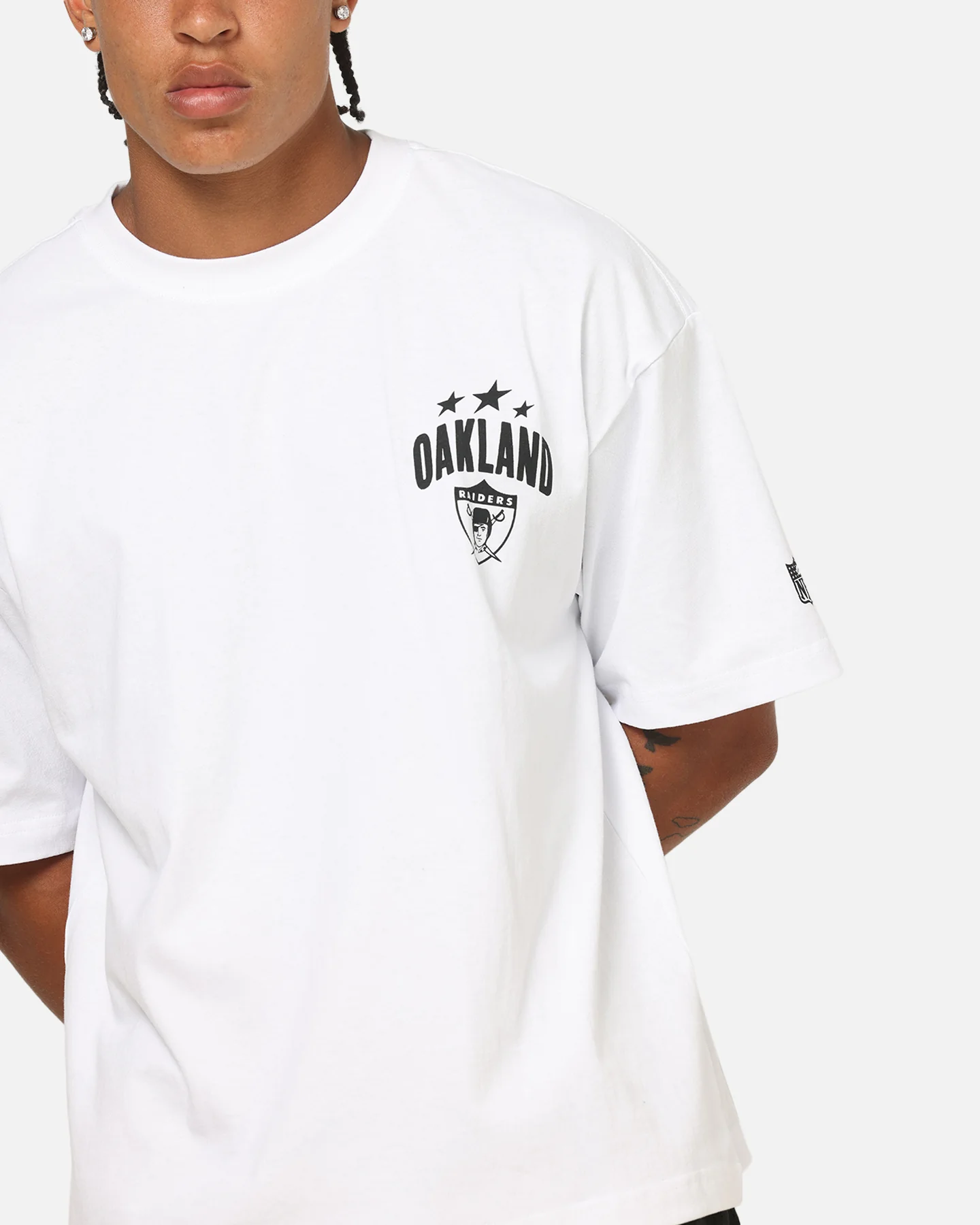 Mitchell & Ness Las Vegas Raiders Stars & Text Boxy T-Shirt White - Image 8