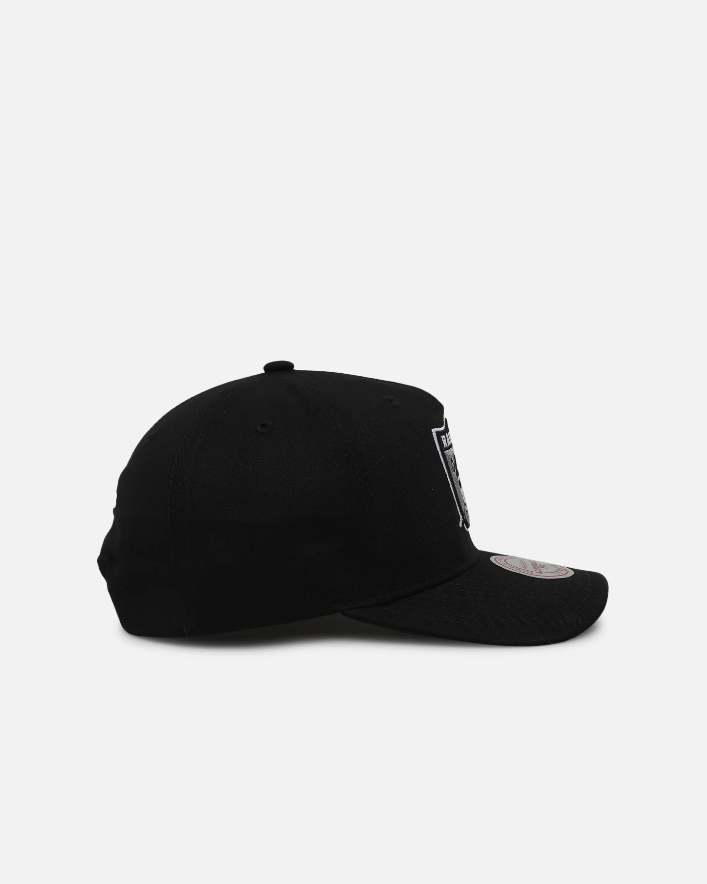 Mitchell & Ness Las Vegas Raiders Team Colour Logo MVP Snapback Black - Image 3
