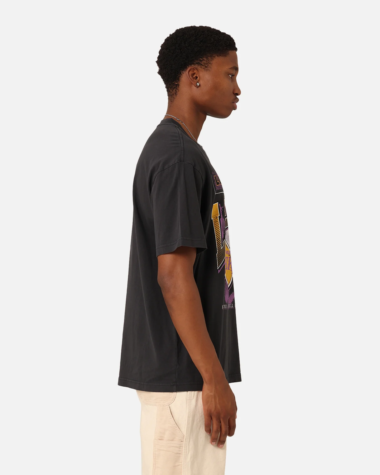 Mitchell & Ness Los Angeles Lakers Brush Off 2.0 T-Shirt Faded Black - Image 5
