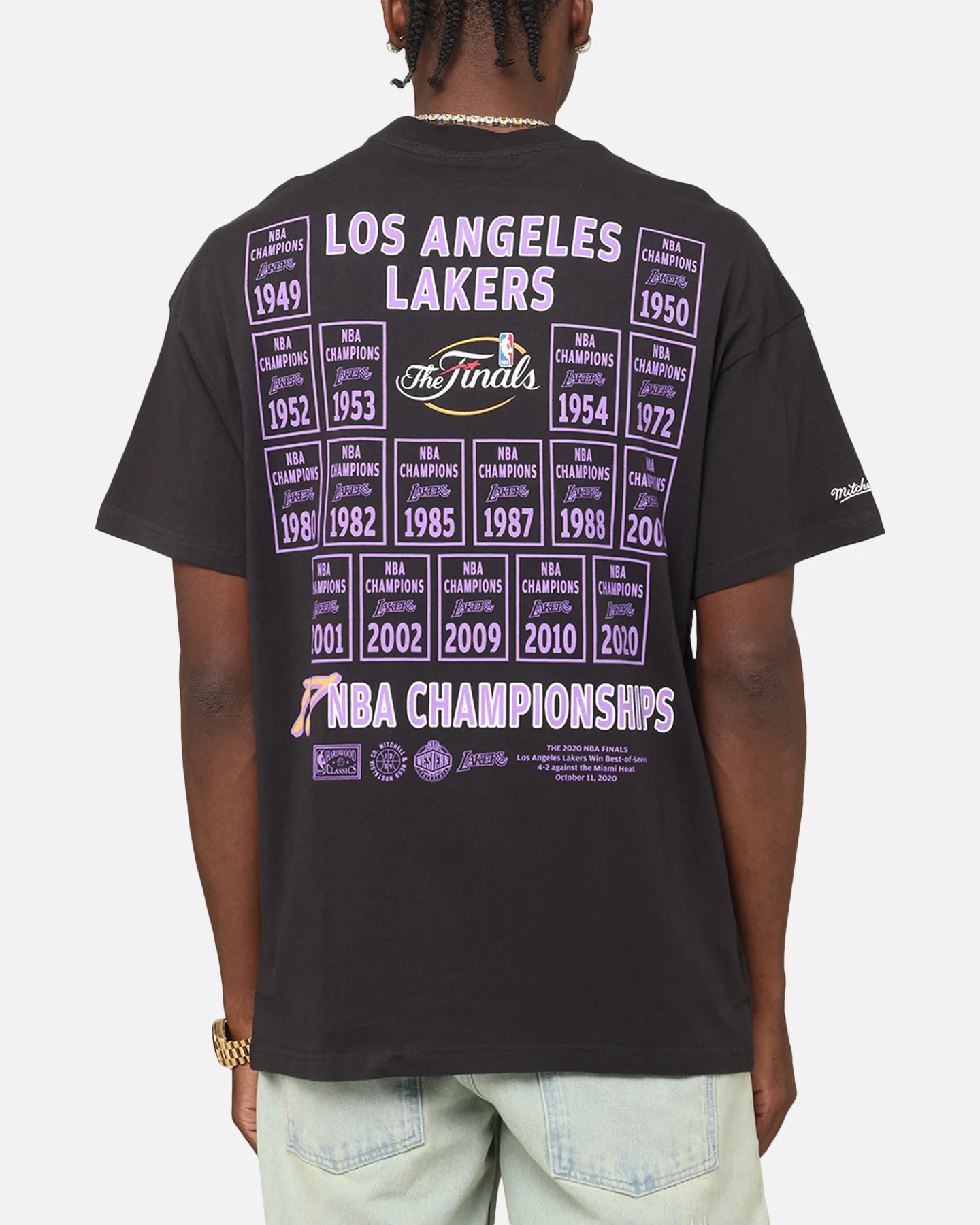 Mitchell & Ness Los Angeles Lakers Champions Report "Champ Pack" T-Shirt Faded Black - Image 2