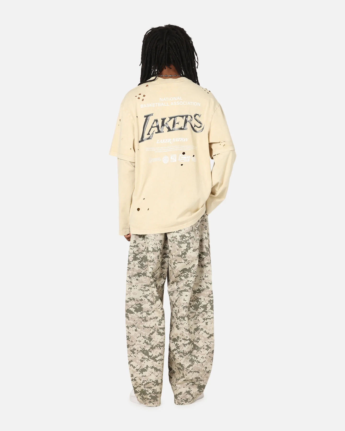 Mitchell & Ness Los Angeles Lakers Chromed Mock Long Sleeve T-Shirt Khaki - Image 3