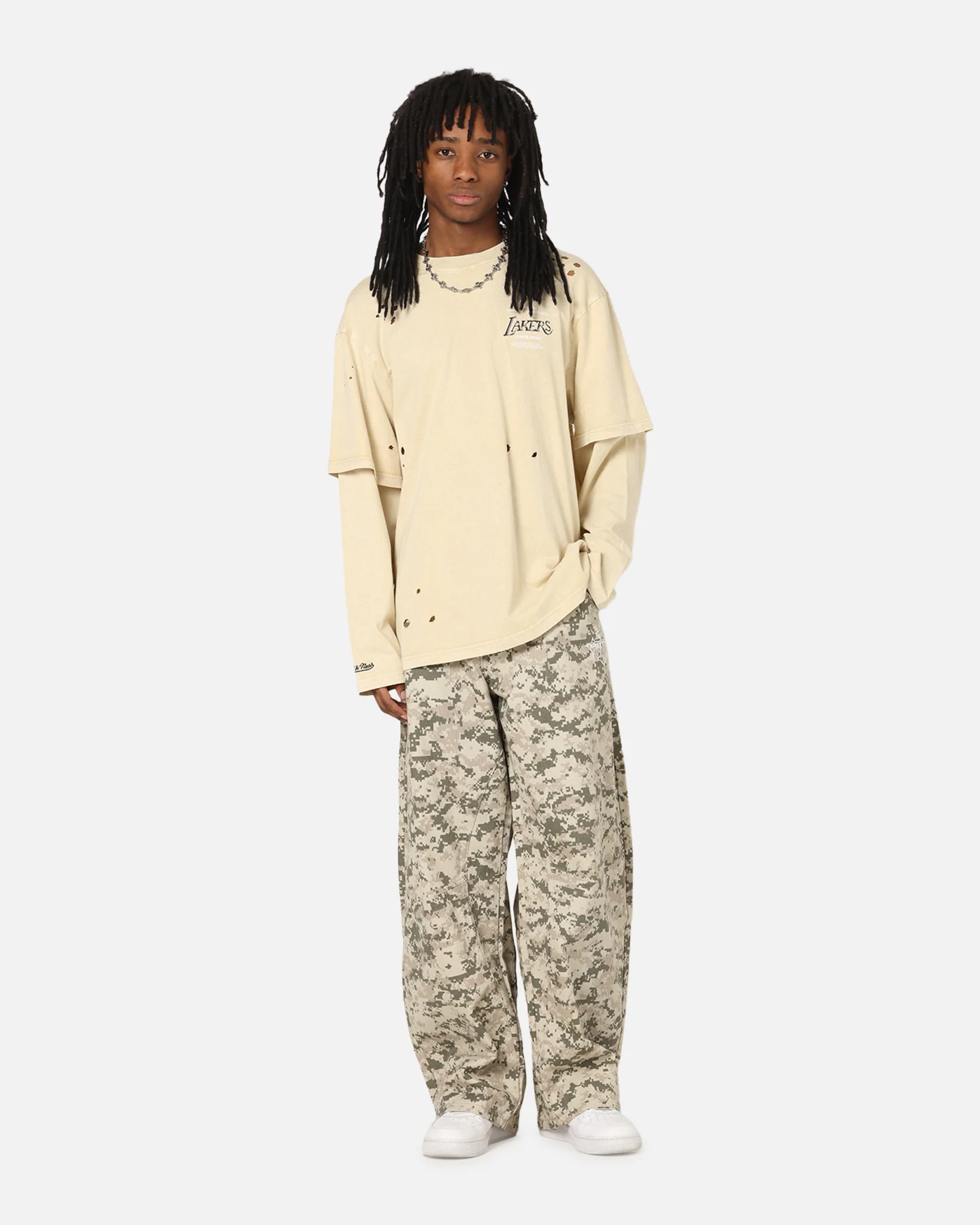 Mitchell & Ness Los Angeles Lakers Chromed Mock Long Sleeve T-Shirt Khaki - Image 4
