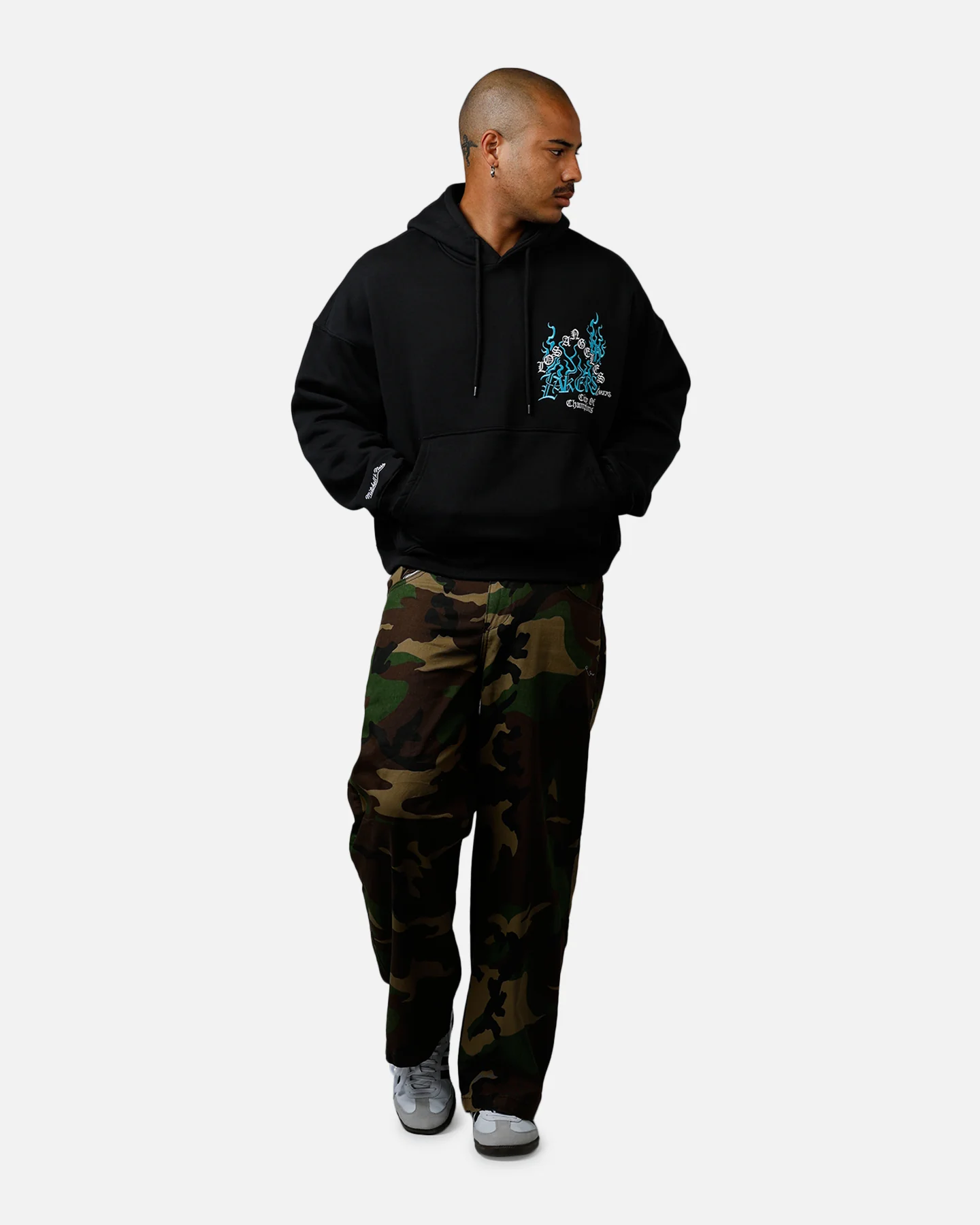 Mitchell & Ness Los Angeles Lakers City Of Champions Hoodie Black - Image 3