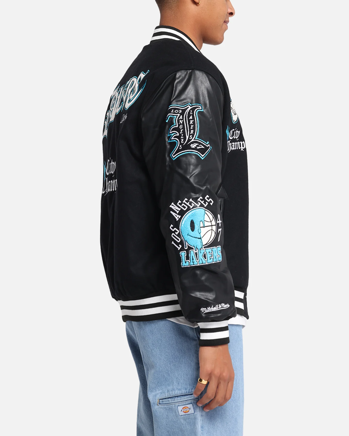 Mitchell & Ness Los Angeles Lakers City Of Champions Varsity Jacket Black - Image 5