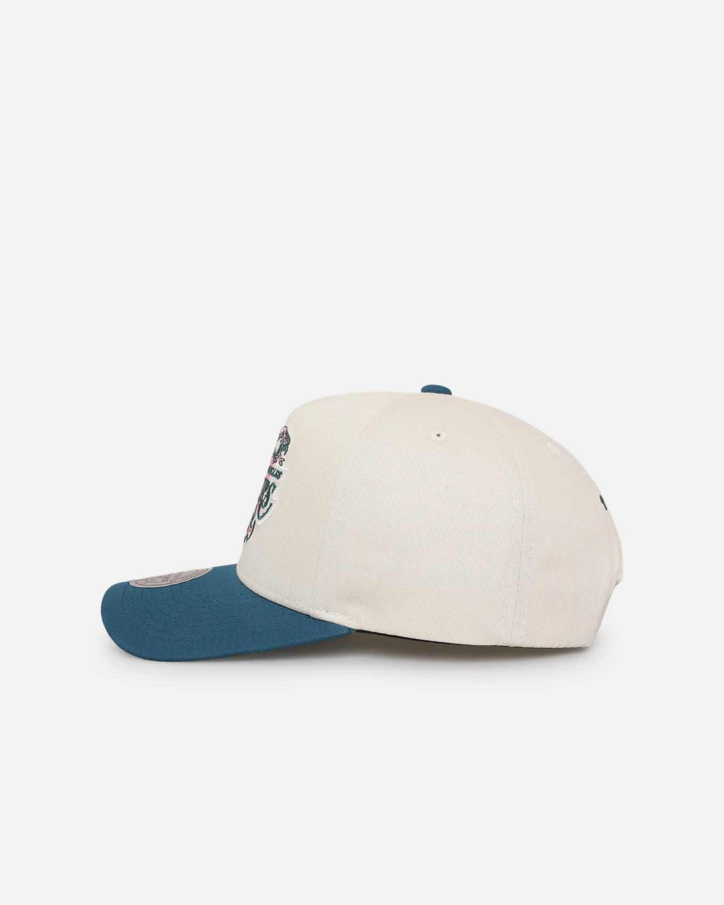 Mitchell & Ness Los Angeles Lakers 'Deep Emerald' Pro Pinch Snapback Off White/Green - Image 4