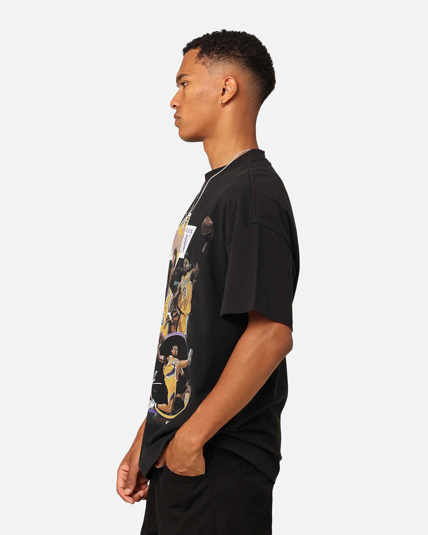 Mitchell & Ness Los Angeles Lakers Dennis Rodman Player T-Shirt Black - Image 5