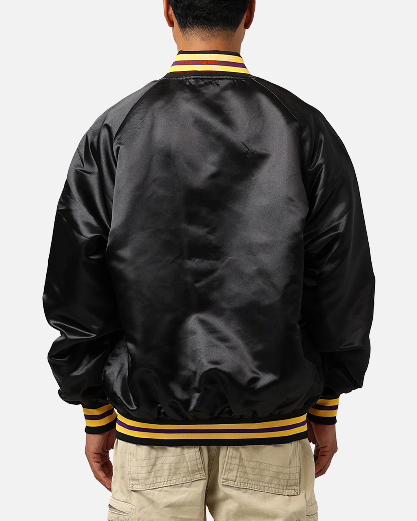 Mitchell & Ness Los Angeles Lakers Lightweight Satin Jacket Black - Image 2