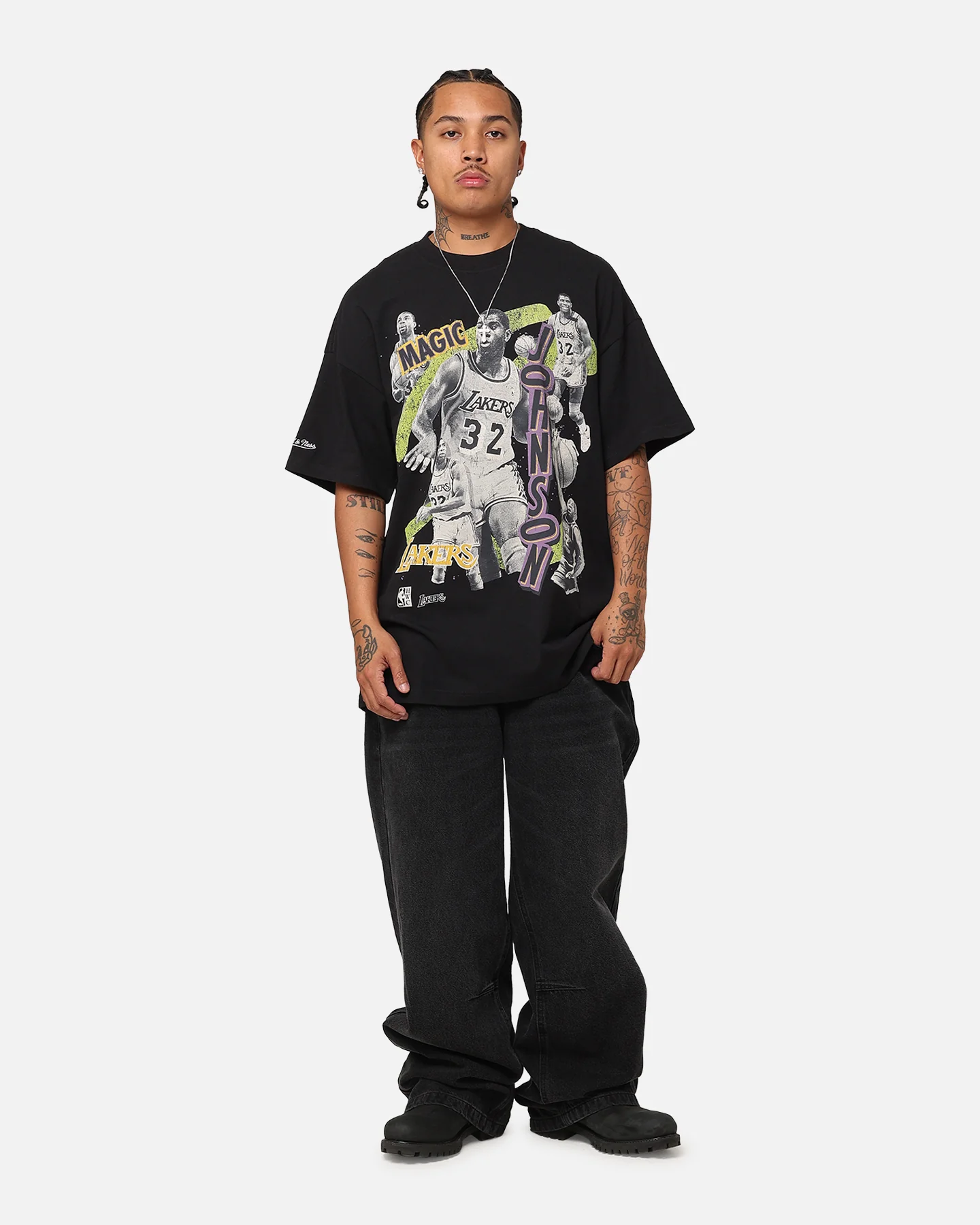 Mitchell & Ness Los Angeles Lakers Magic Johnson Abstract Player T-Shirt Faded Black - Image 2