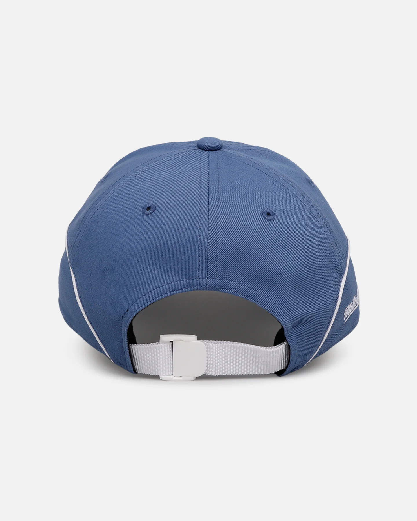 Mitchell & Ness Los Angeles Lakers 'Millenium' Circuit Strapback Blue - Image 2