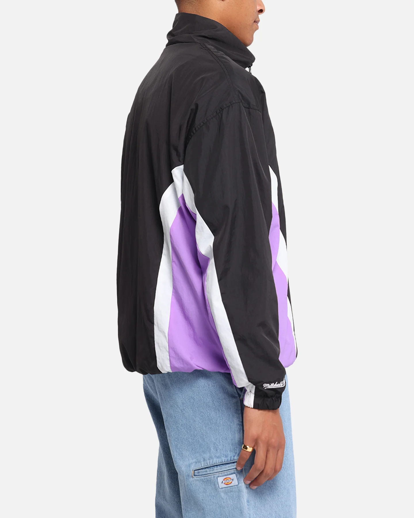Mitchell & Ness Los Angeles Lakers Nylon Track Jacket Black/Purple - Image 4