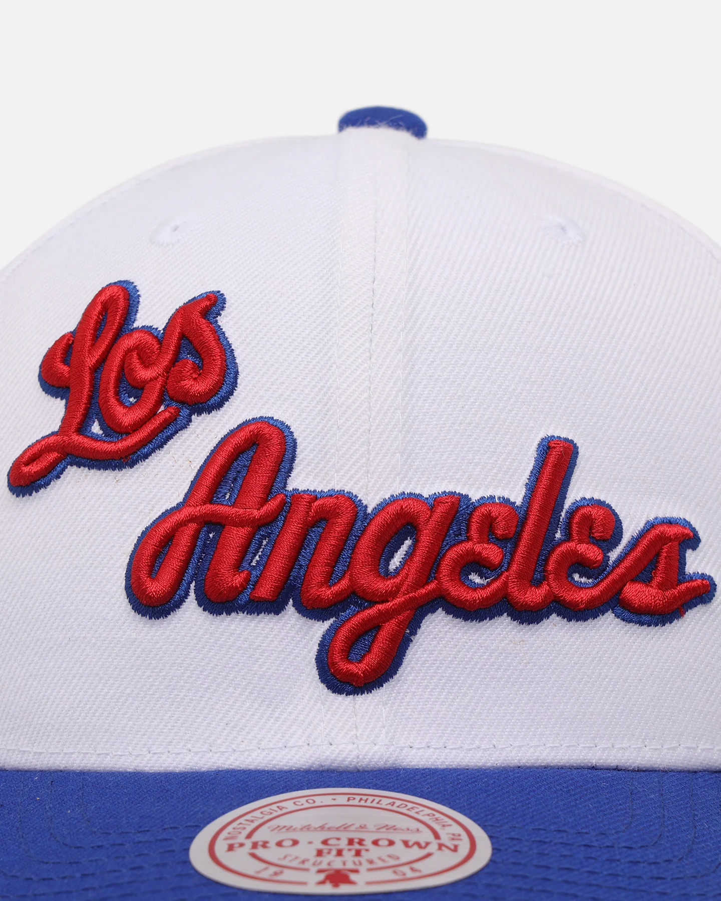 Mitchell & Ness Los Angeles Lakers 'Philippines Flag' Pro Crown Snapback White/Blue - Image 5