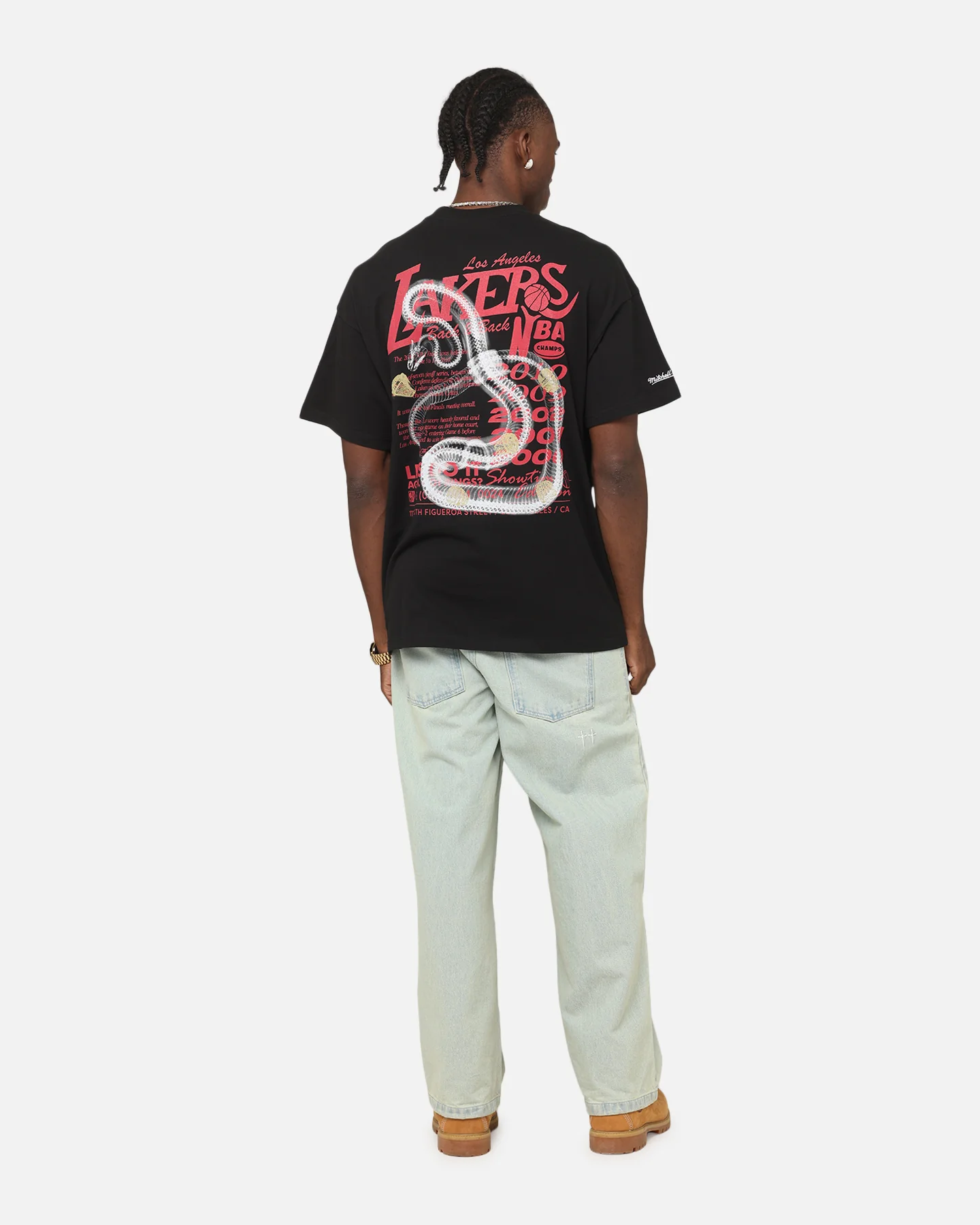 Mitchell & Ness Los Angeles Lakers Radiograph Gold Rings T-Shirt Faded Black - Image 3