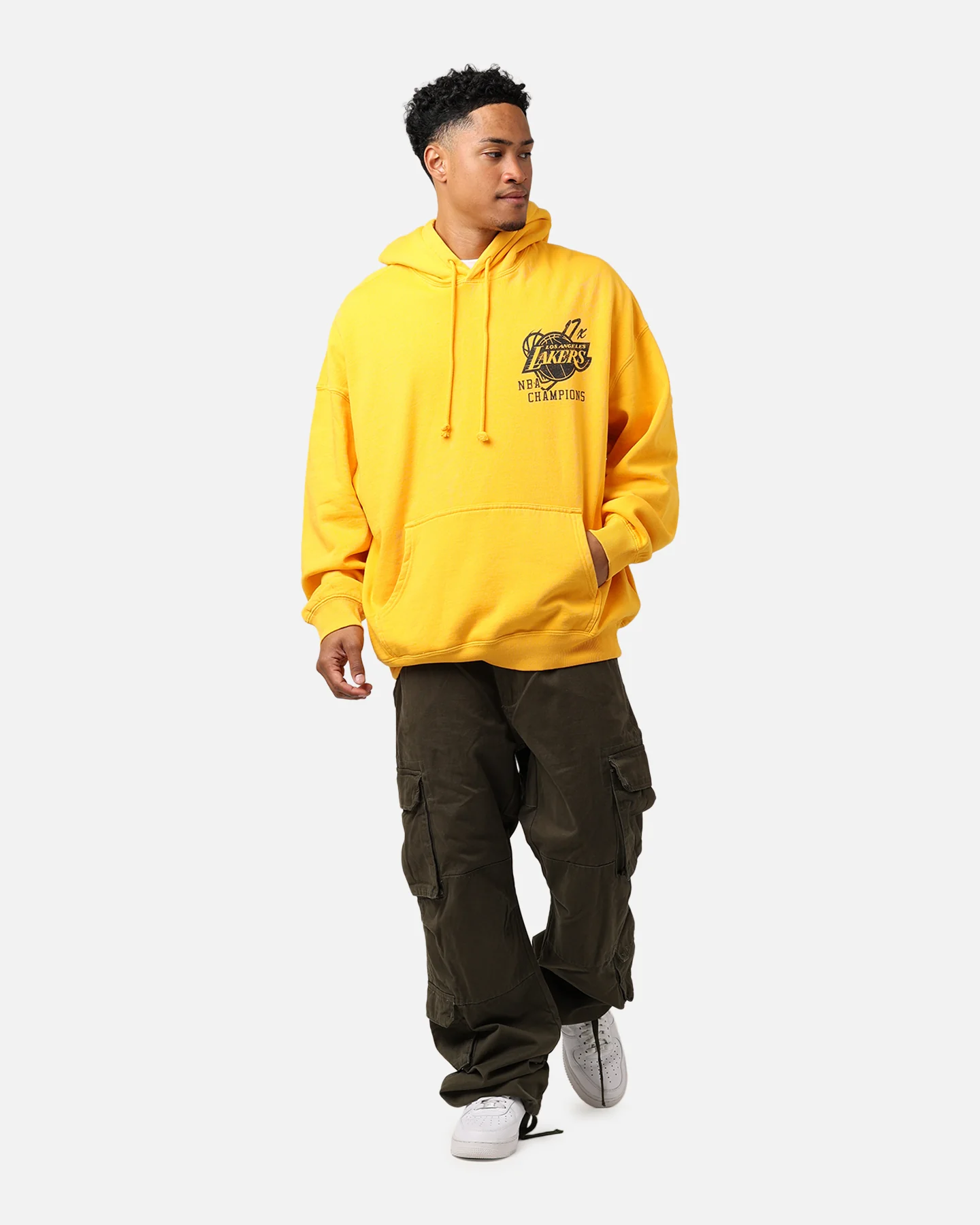 Mitchell & Ness Los Angeles Lakers Rings Hoodie Ochre - Image 6