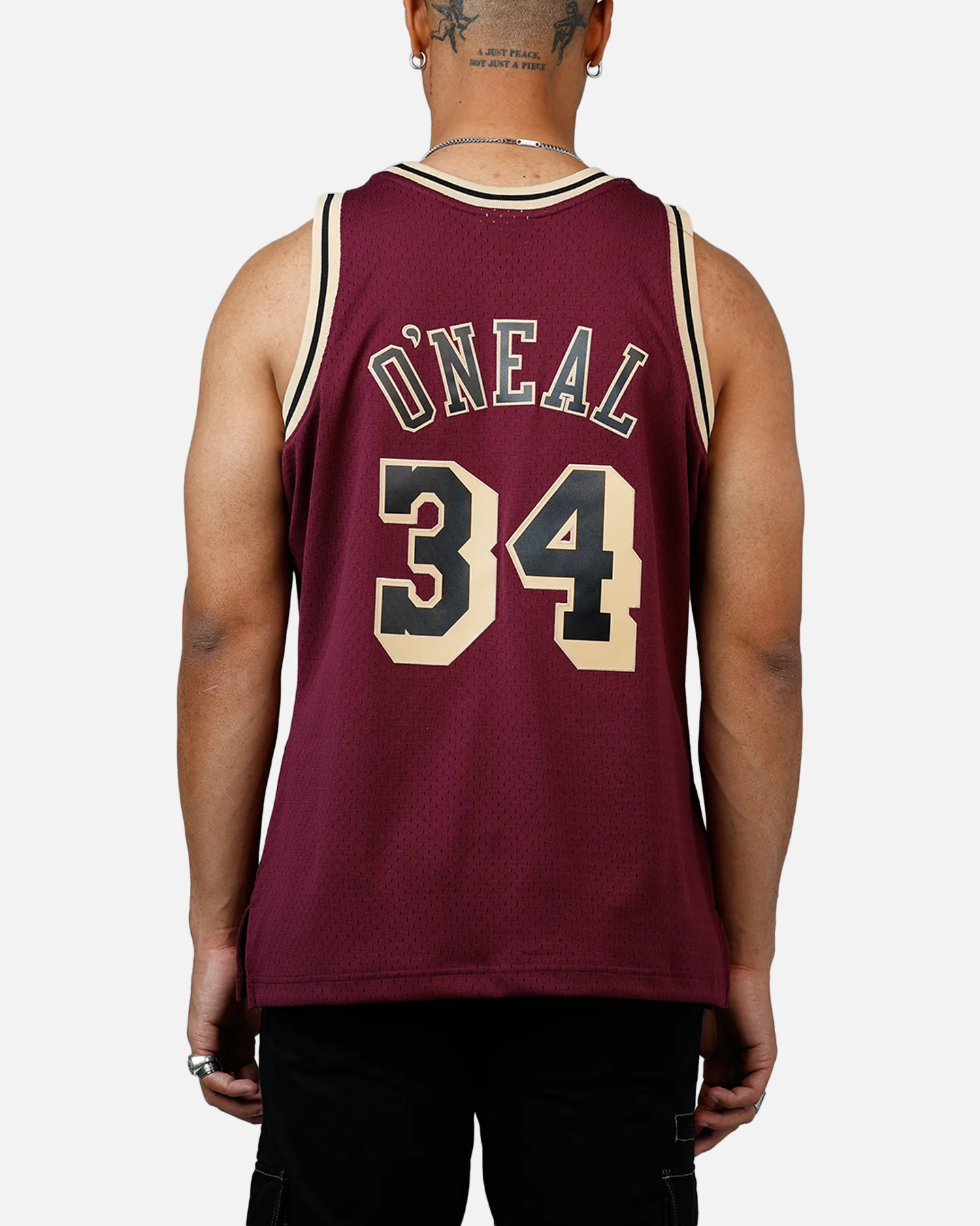 Mitchell & Ness Los Angeles Lakers Shaquille O'Neal 1996 Swingman Jersey Burgundy - Image 2
