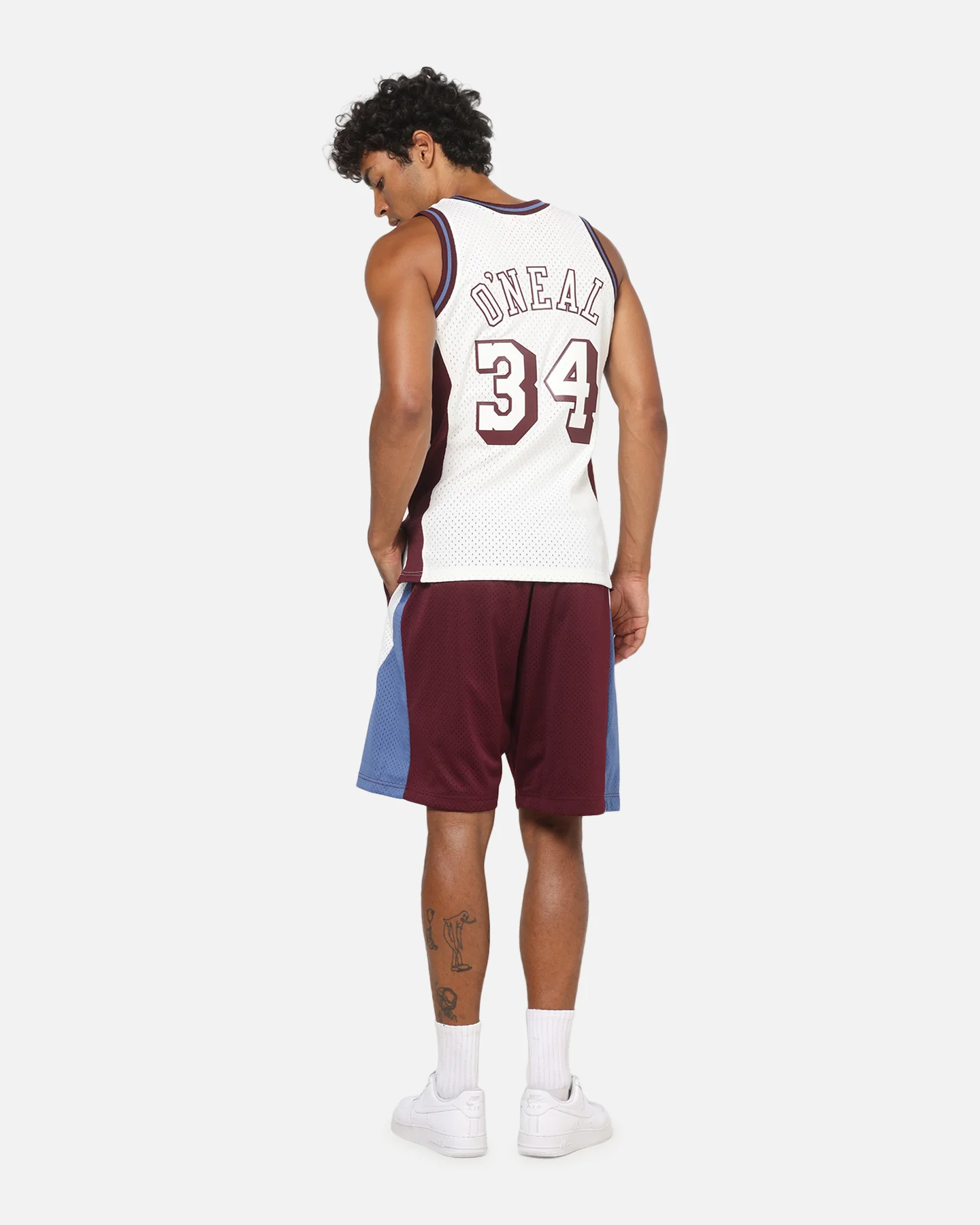 Mitchell & Ness Los Angeles Lakers Shaquille O'Neal Millenium Jersey White/Brown - Image 4
