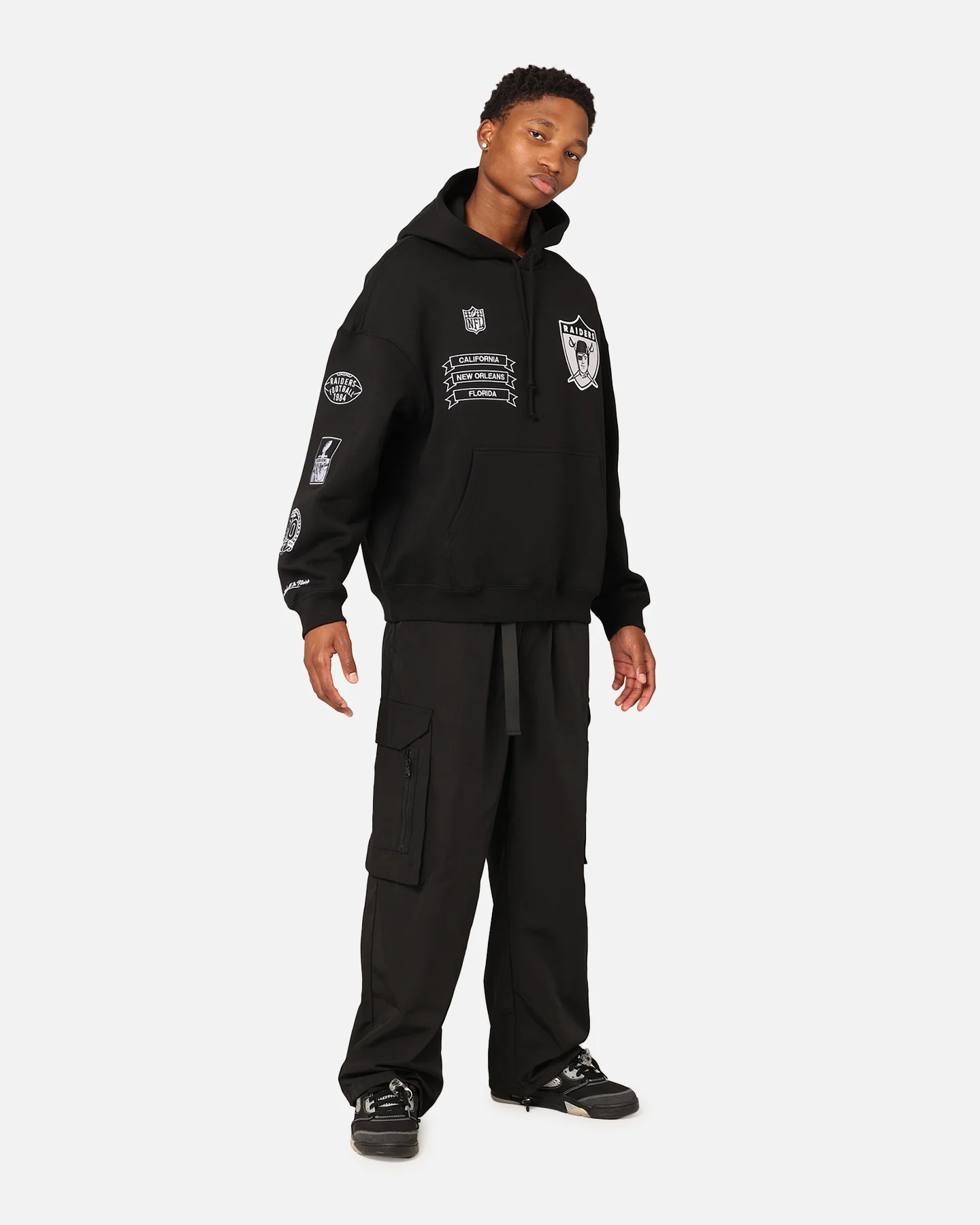 Mitchell & Ness Los Angeles Raiders History Hoodie Faded Black - Image 3