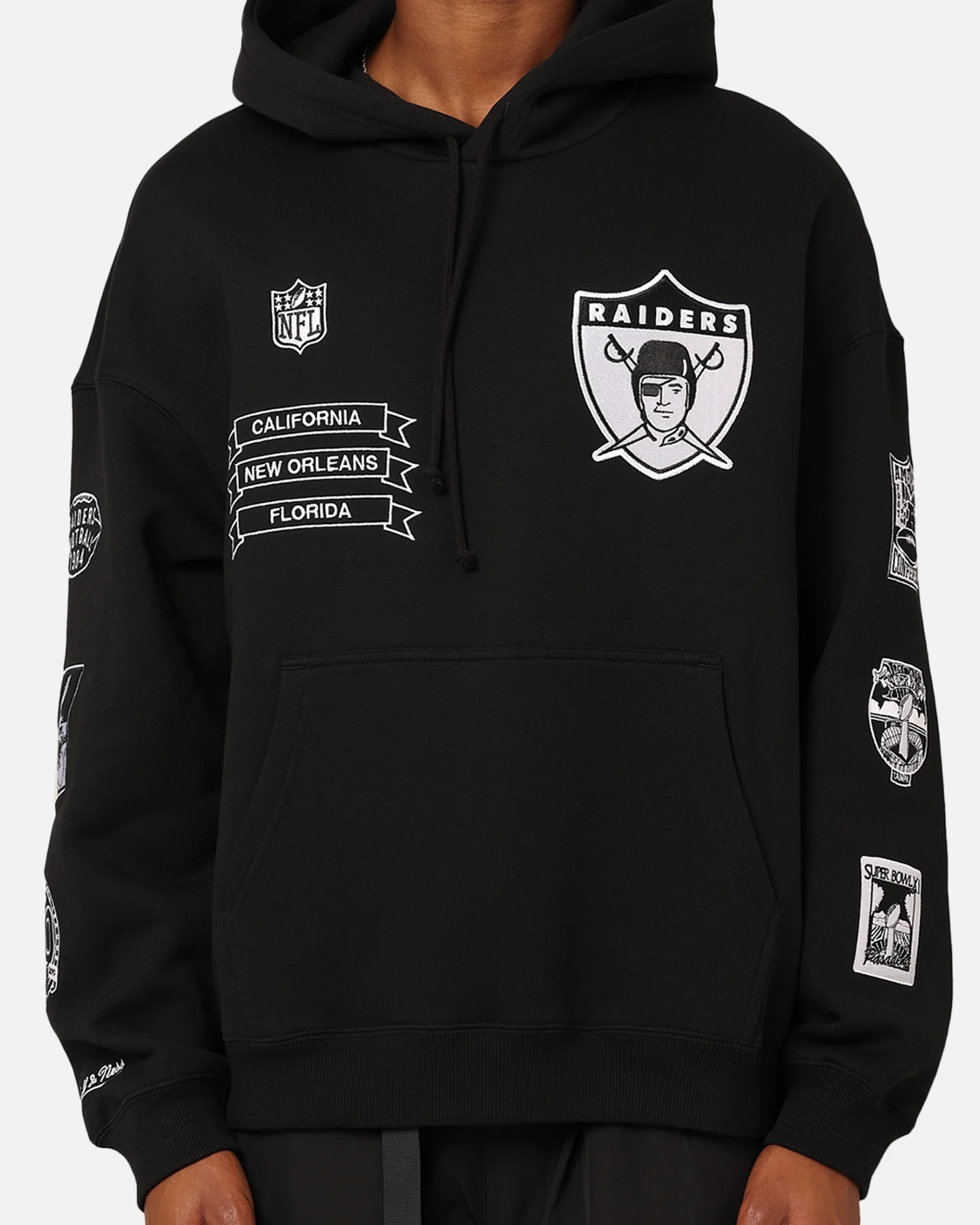 Mitchell & Ness Los Angeles Raiders History Hoodie Faded Black - Image 4