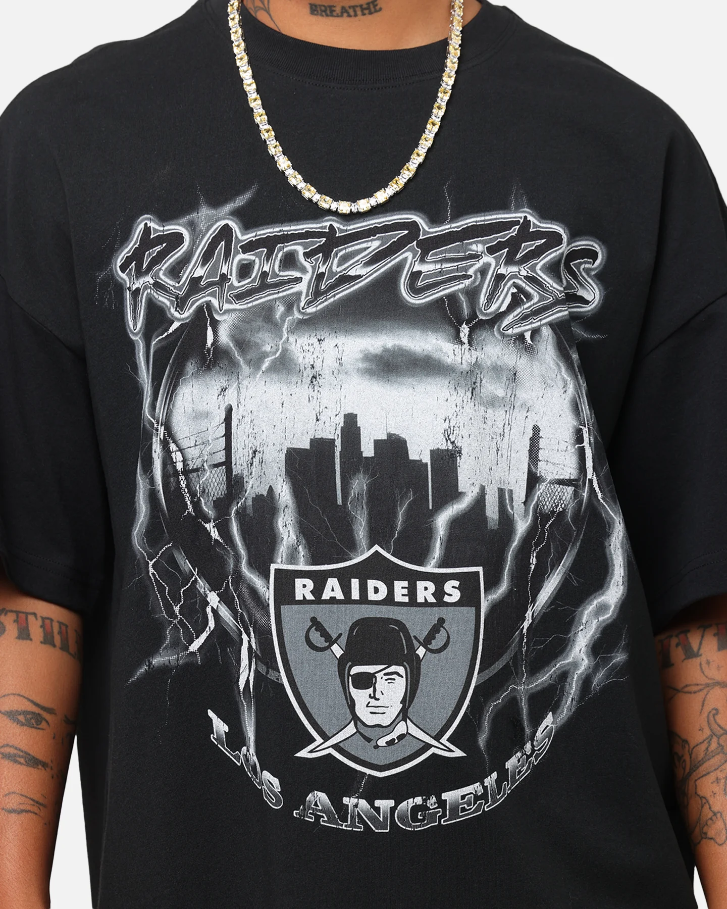 Mitchell & Ness Los Angeles Raiders Soaring T-Shirt Black - Image 6