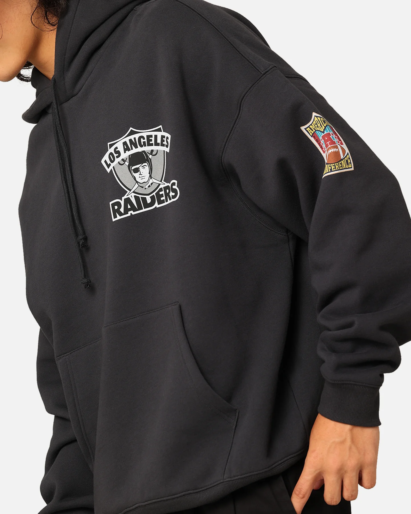Mitchell & Ness Los Angeles Raiders Super Bowl World Hoodie Faded Black - Image 10