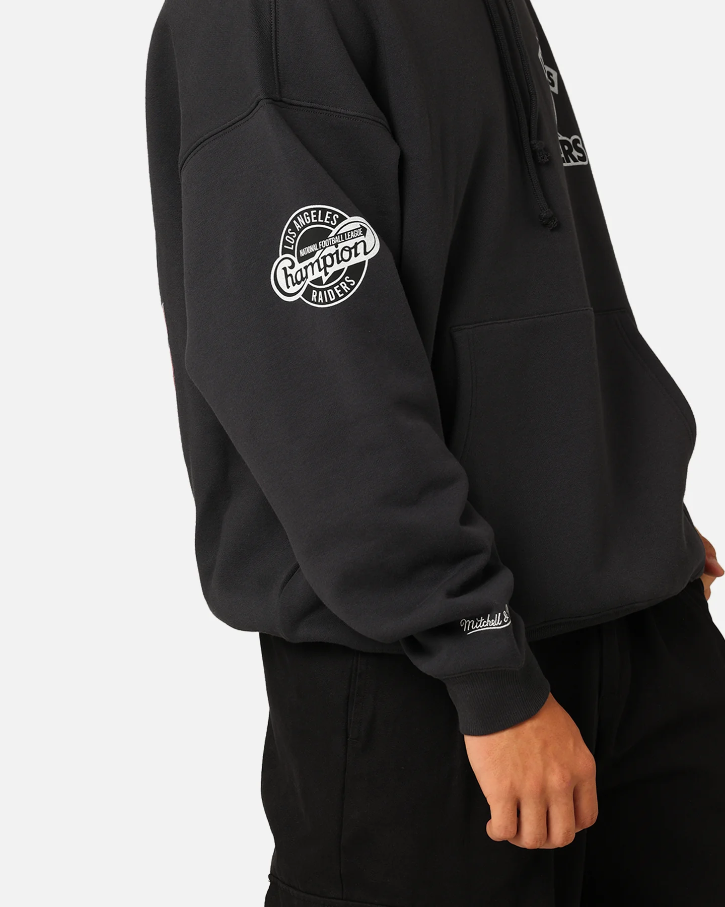 Mitchell & Ness Los Angeles Raiders Super Bowl World Hoodie Faded Black - Image 9
