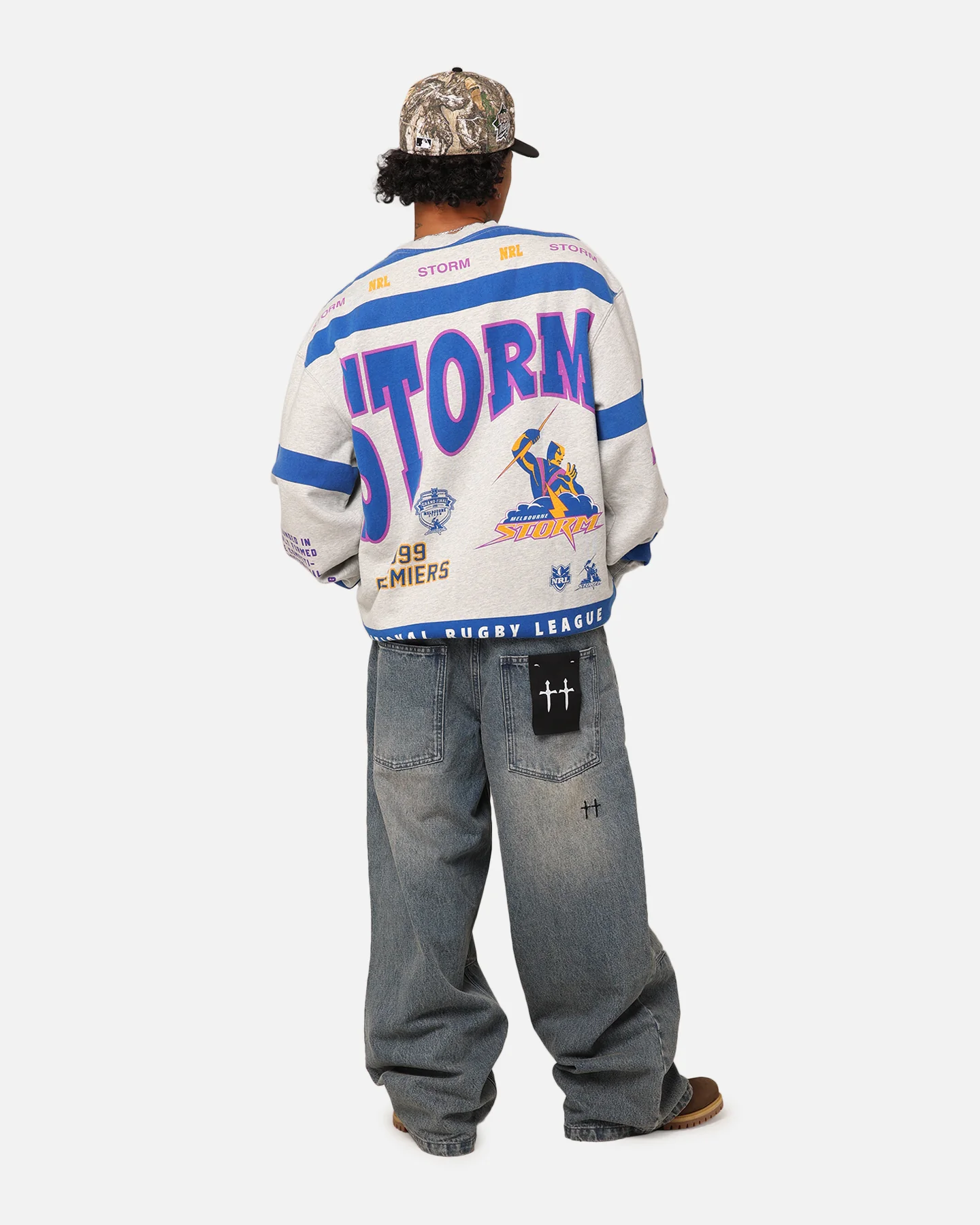 Mitchell & Ness Melbourne Storm Team Crewneck Grey Marle - Image 2
