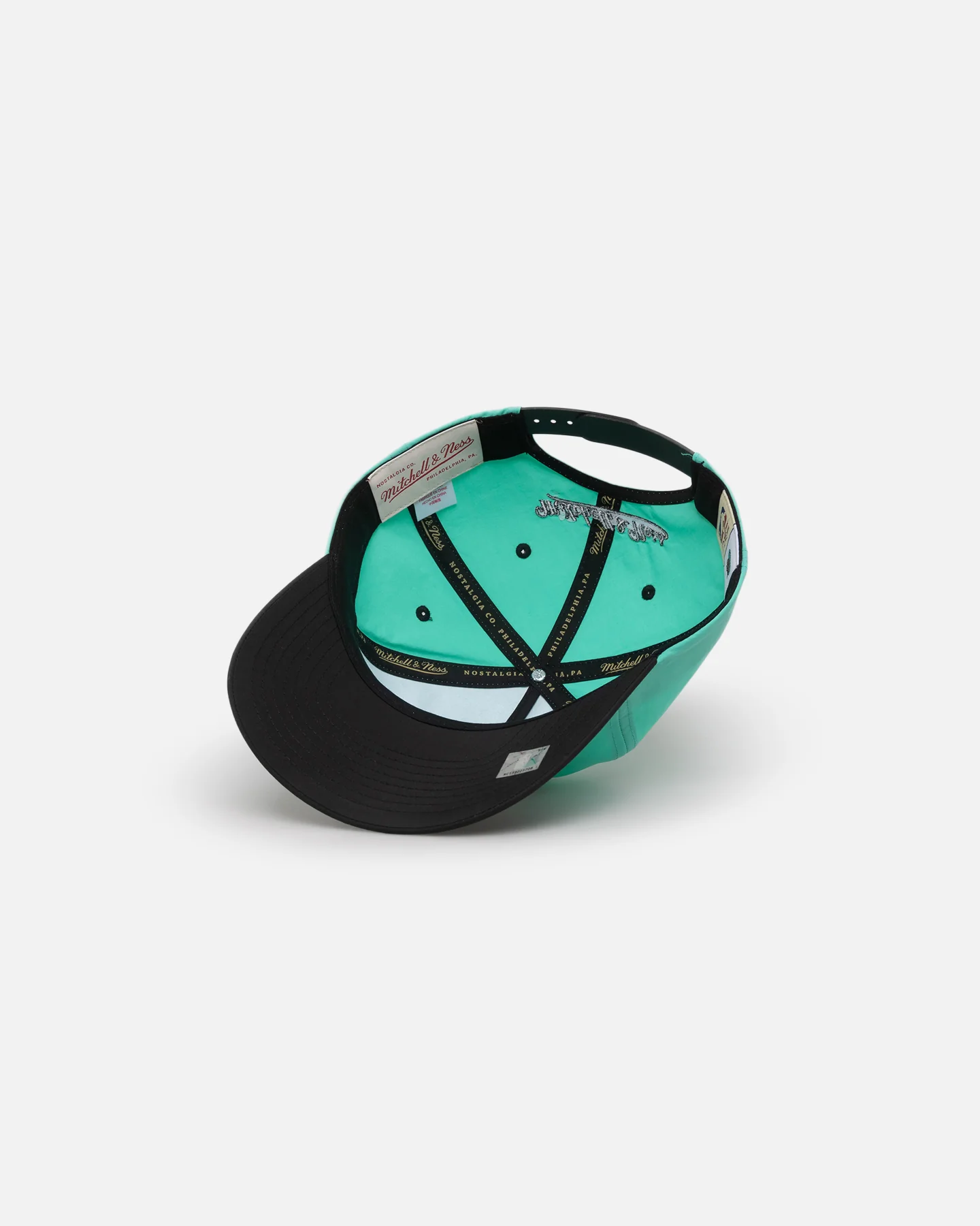 Mitchell & Ness Memphis Grizzlies Nylon Deadstock 2-Tone Snapback Bright Aqua/Black - Image 6