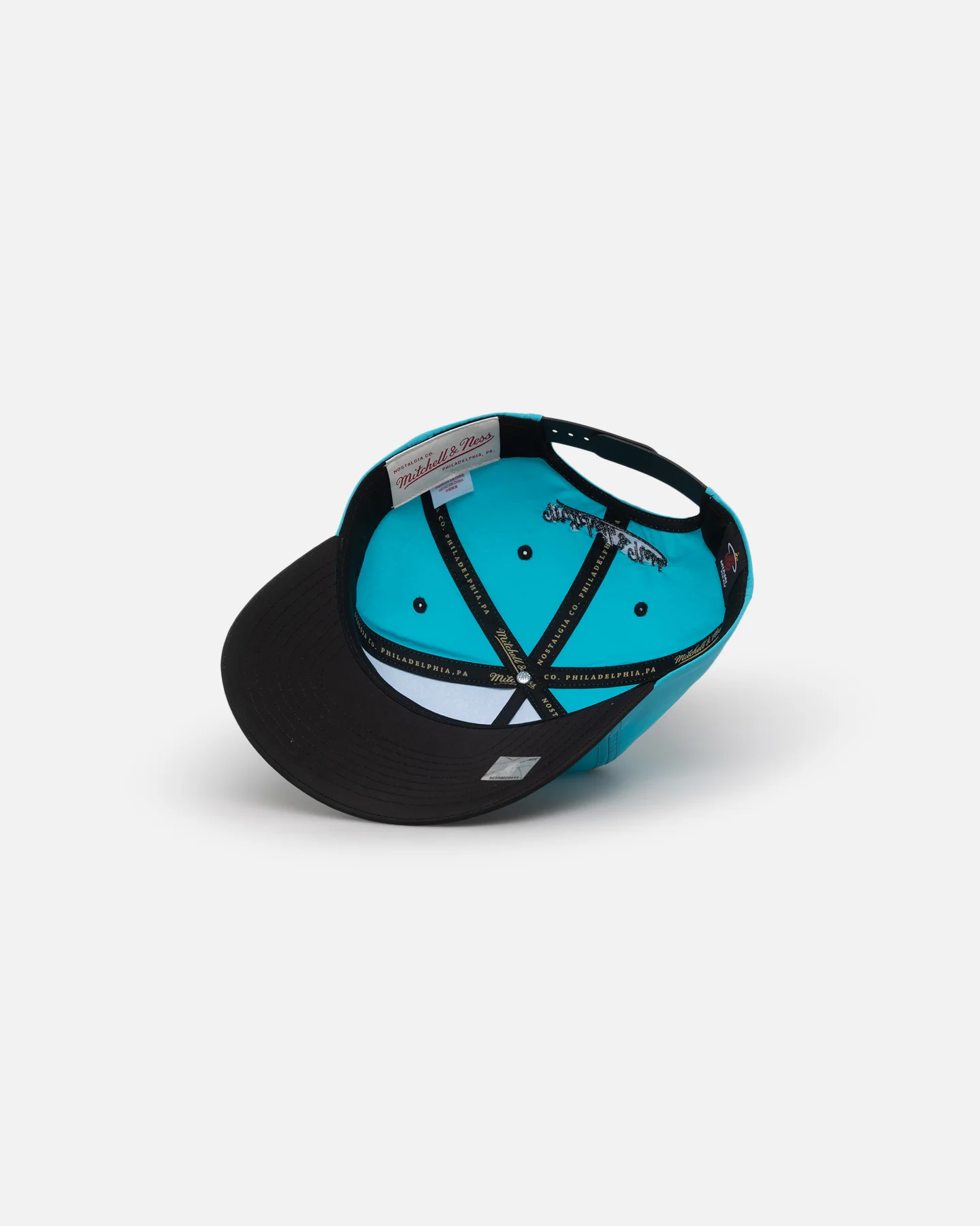 Mitchell & Ness Miami Heat Nylon Deadstock 2-Tone Snapback Bright Aqua/Black - Image 6