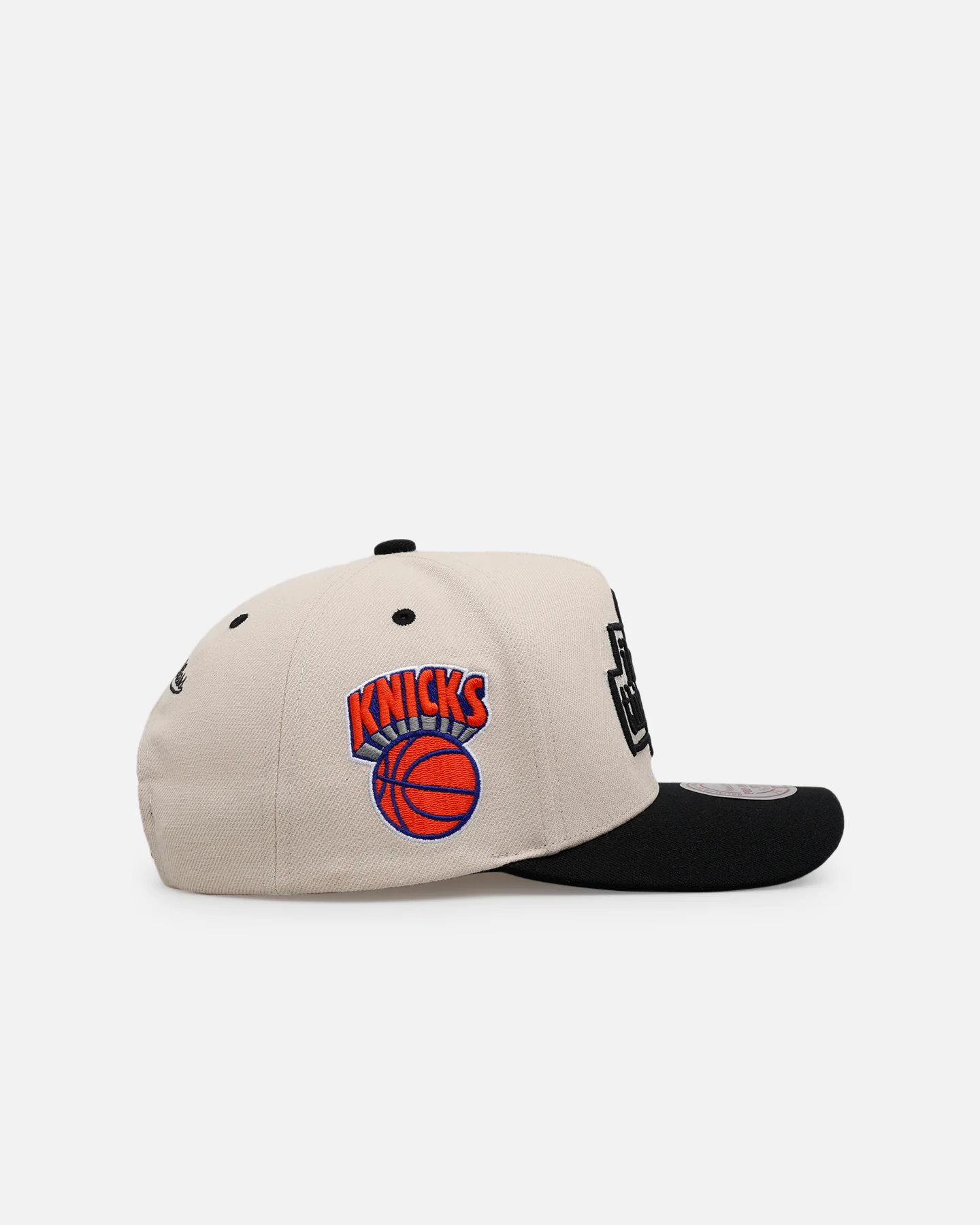 Mitchell & Ness New York Knicks 'I Love This Game' Pro Pinch Snapback Natural/Black - Image 3
