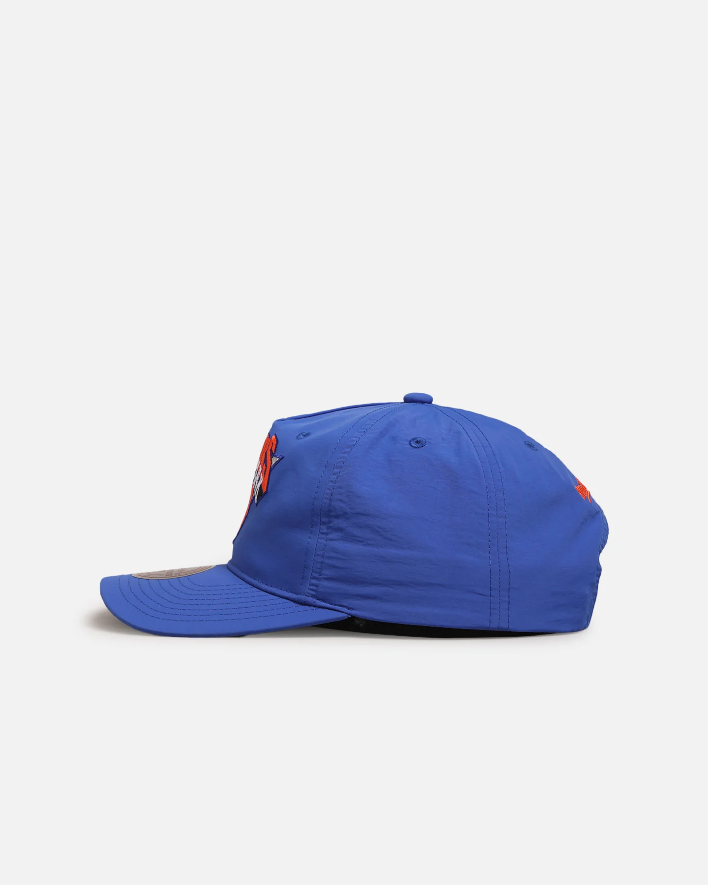 Mitchell & Ness New York Knicks 'Origin' Deadstock Snapback Blue - Image 4