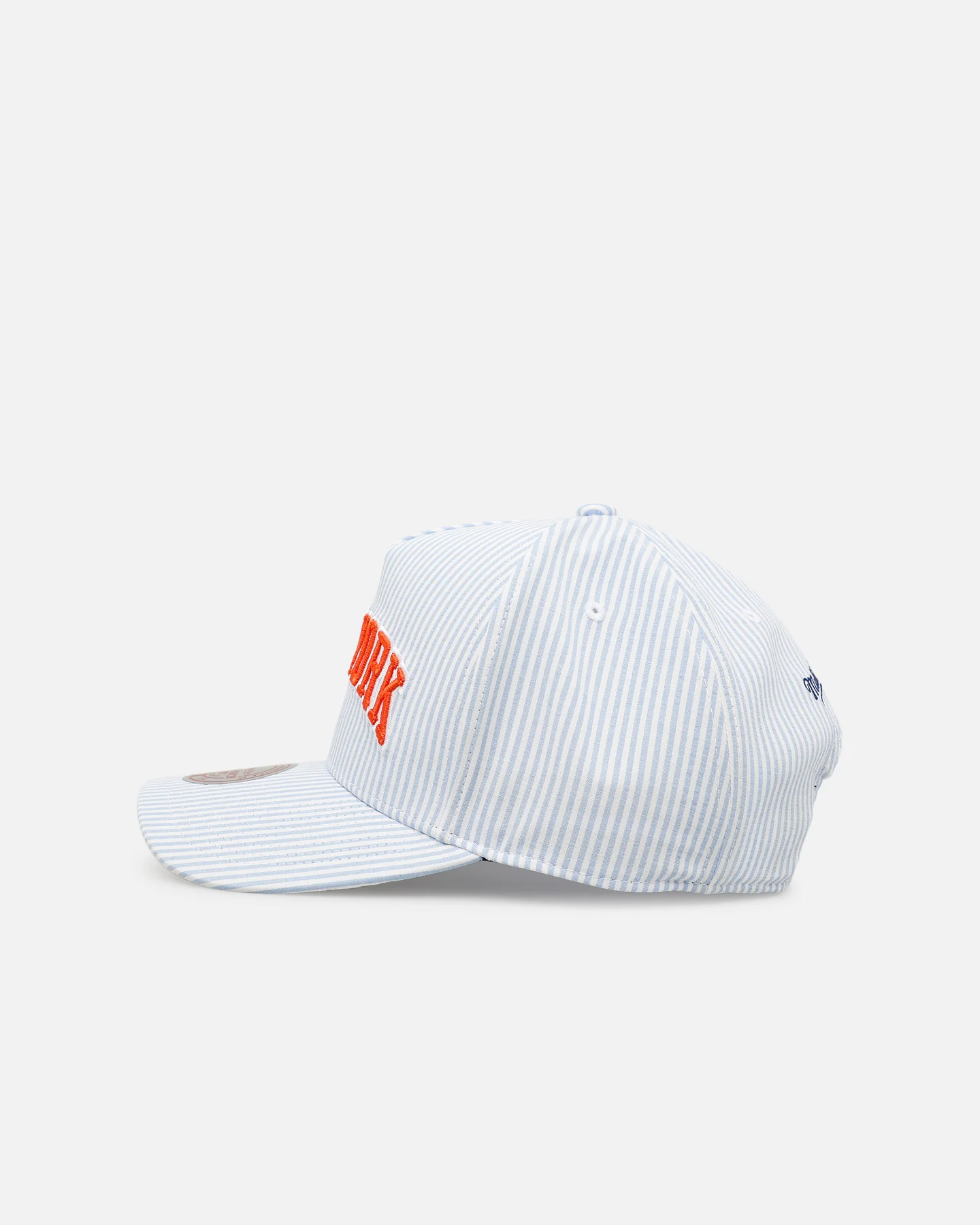 Mitchell & Ness New York Knicks 'Seersucker' Pro Pinch Snapback Blue/White - Image 4