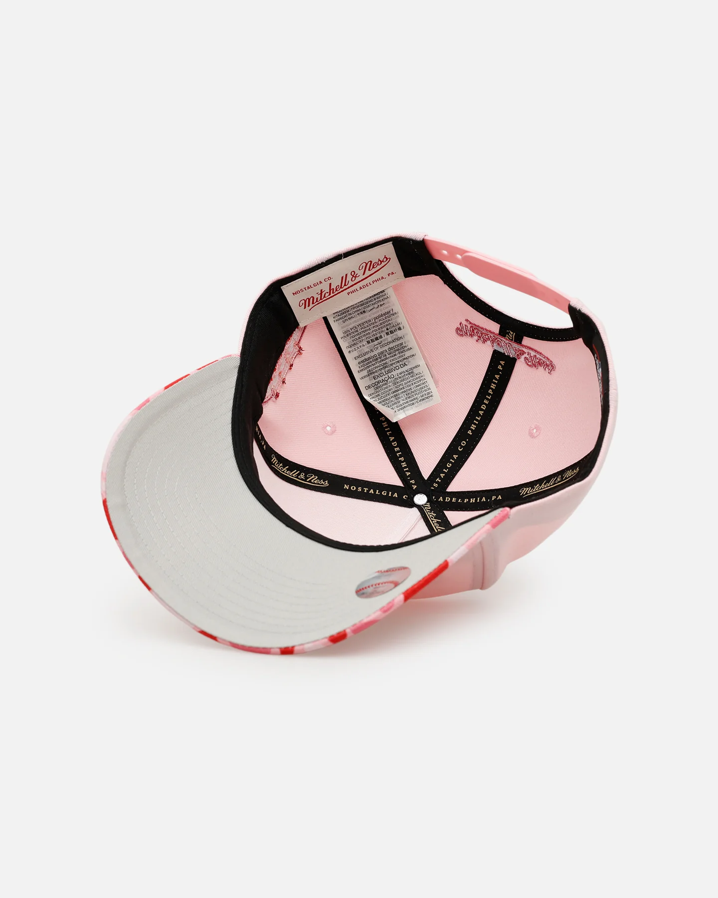 Mitchell & Ness New York Yankees 'Pink Camo' Pro Pinch Snapback Pink - Image 6