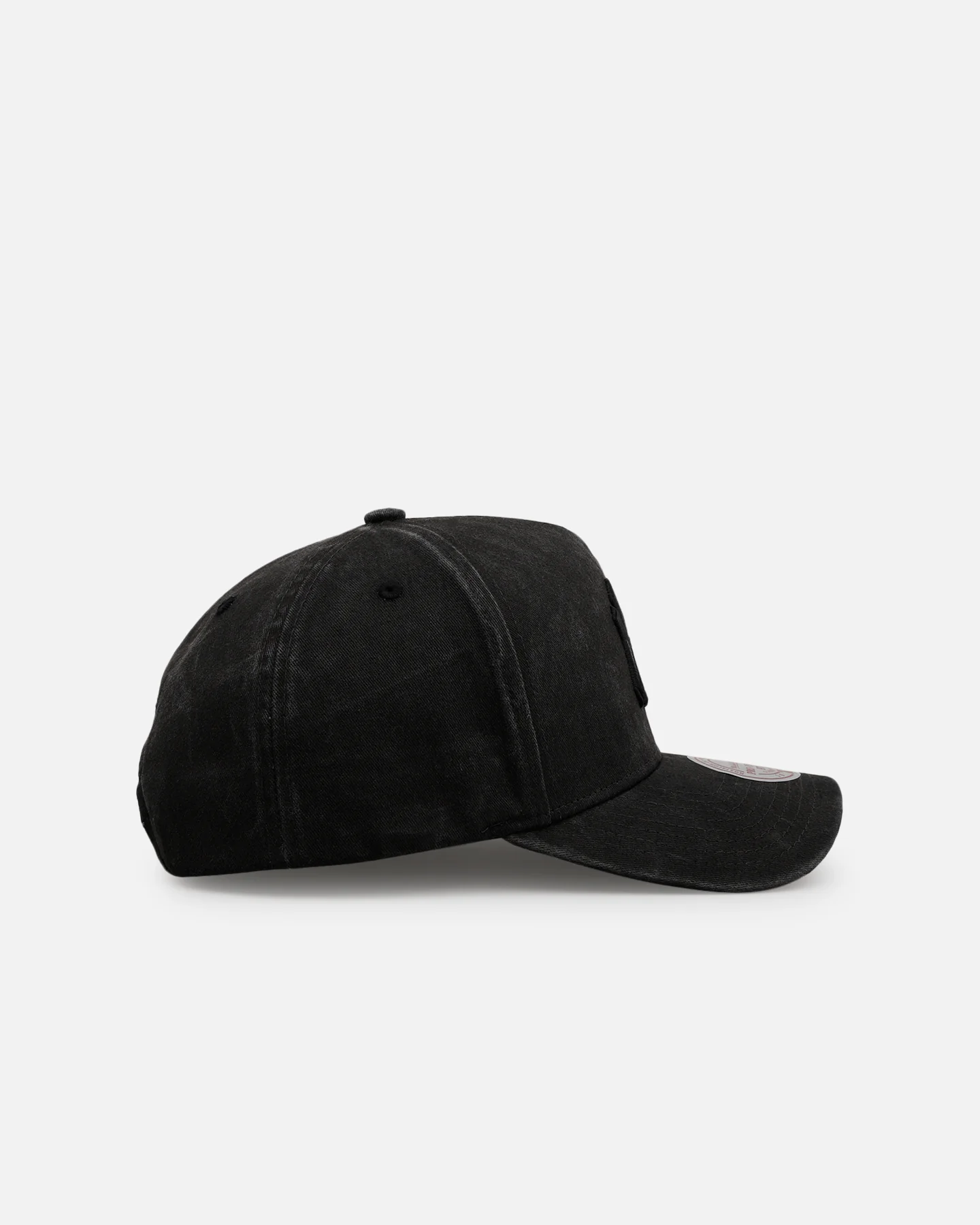 Mitchell & Ness New York Yankees 'Starburst' Pro Pinch Snapback Black - Image 3