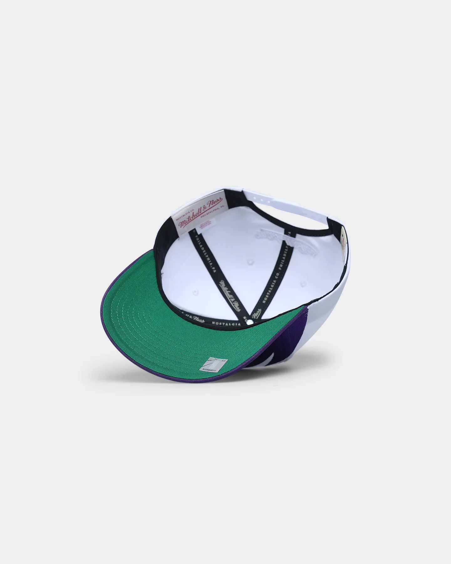 Mitchell & Ness Phoenix Suns 'Sharktooth Designs' Deadstock Snapback White - Image 7