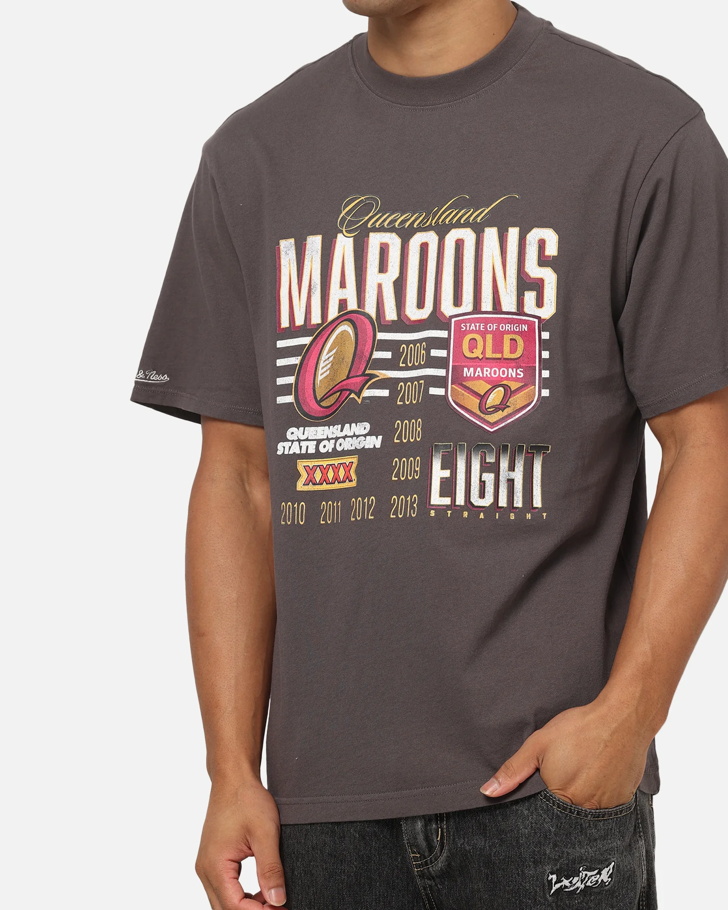 Mitchell & Ness Queensland Maroons 8 Straight Vintage T-Shirt Slate - Image 6