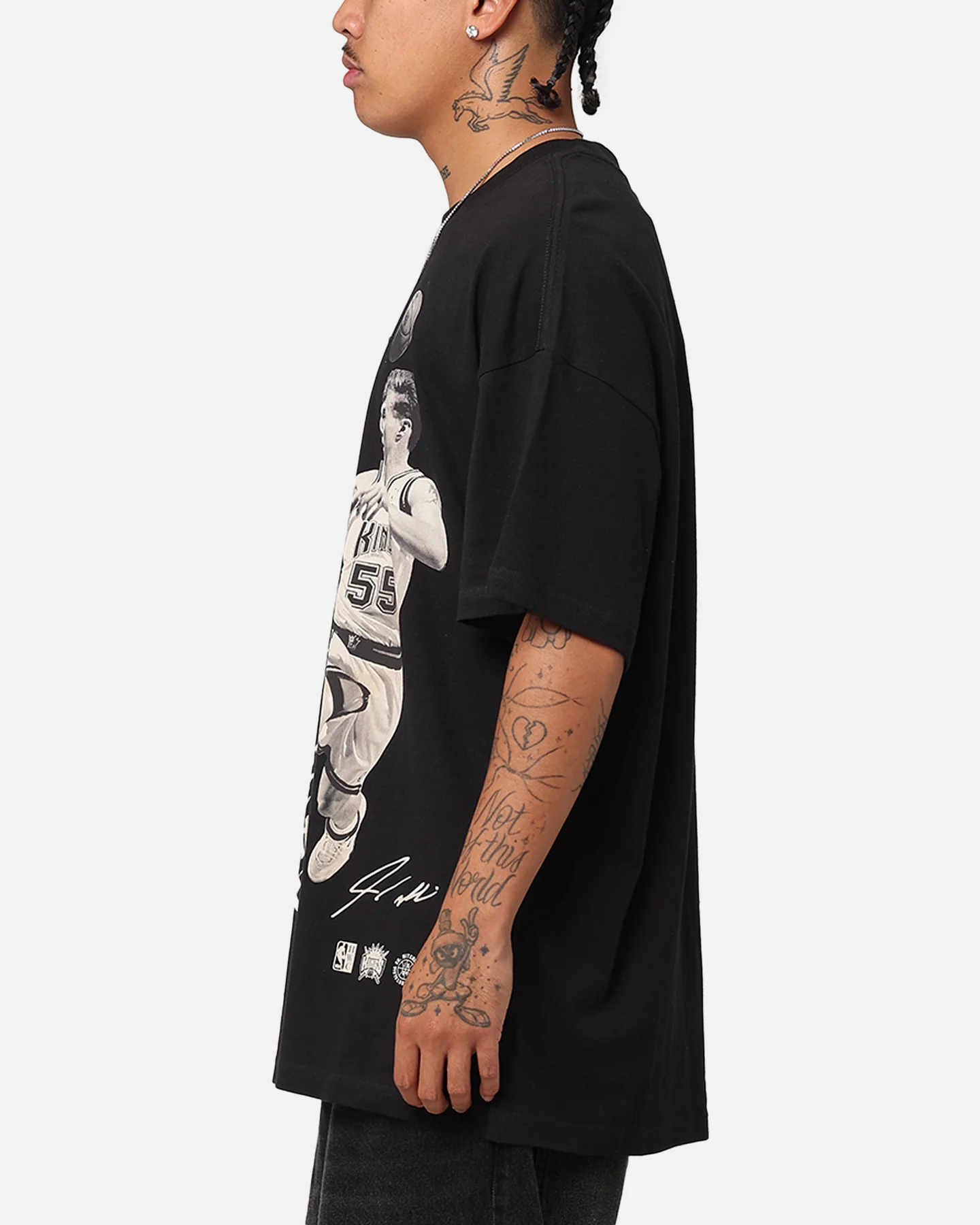 Mitchell & Ness Sacramento Kings Jason Williams Streetball T-Shirt Faded Black - Image 5