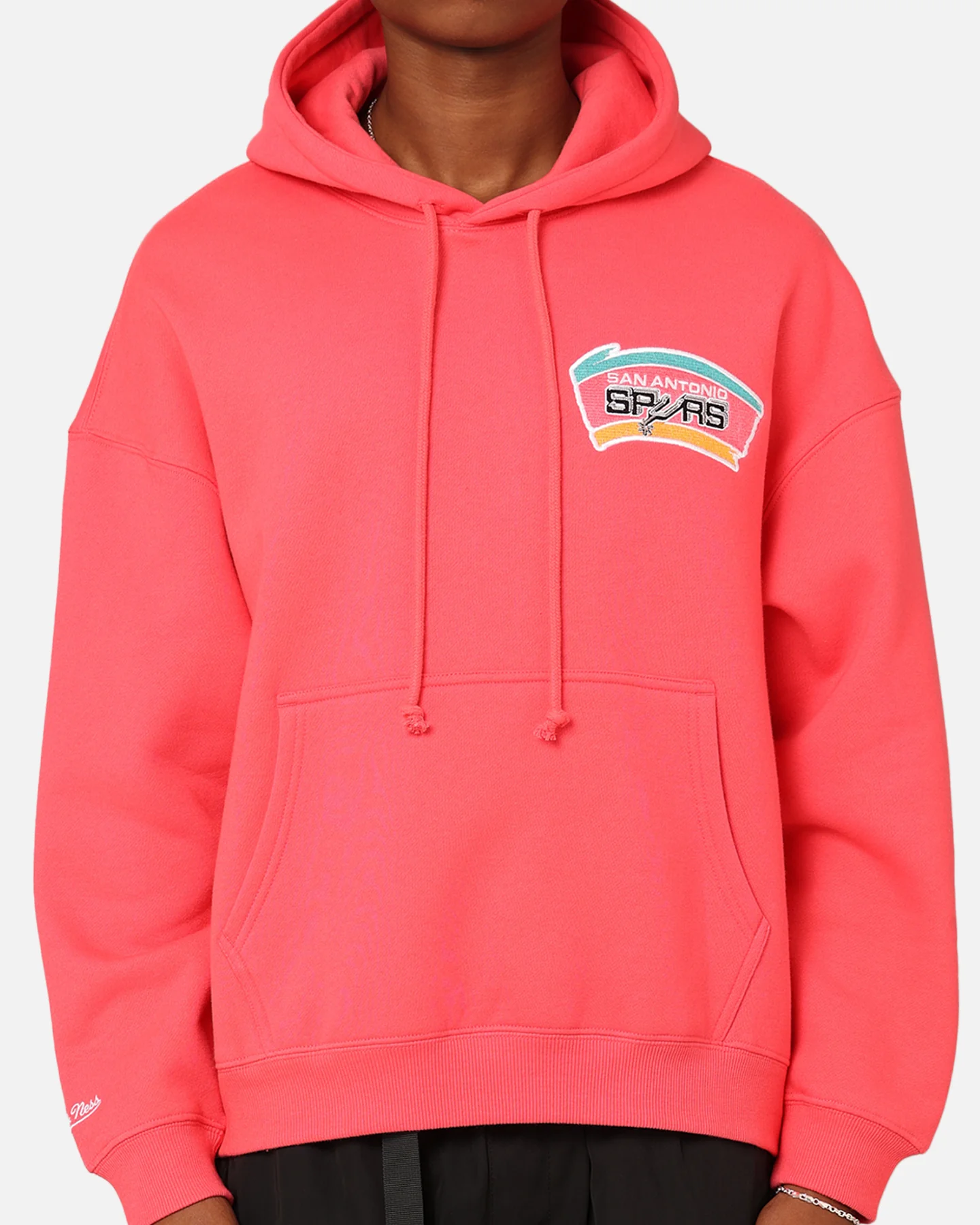 Mitchell & Ness San Antonio Spurs Basketball Hoodie Pepper Pink - Image 4