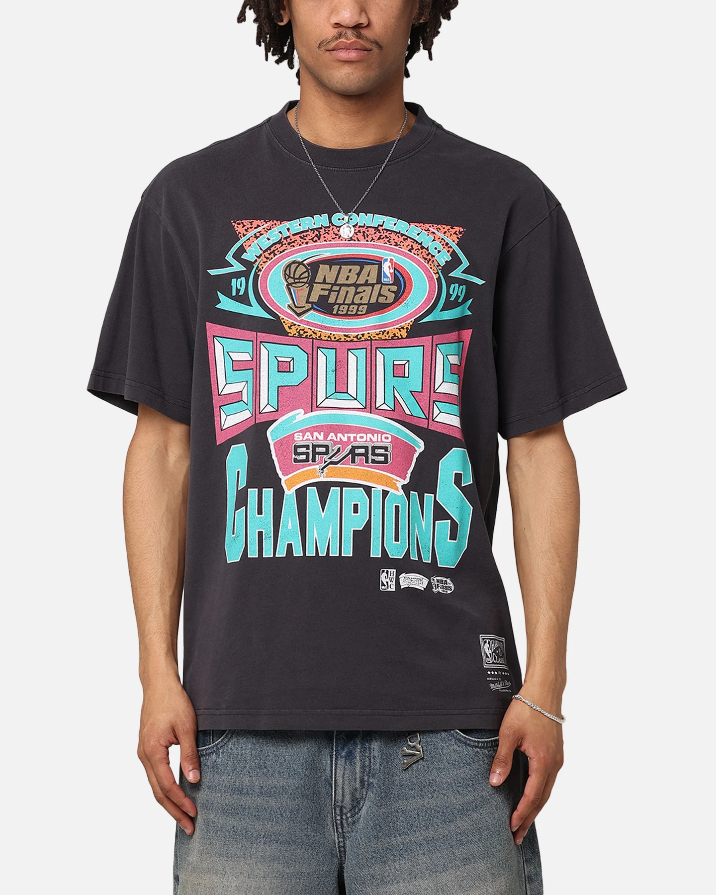 Mitchell & Ness San Antonio Spurs Chisel Championship T-Shirt Black