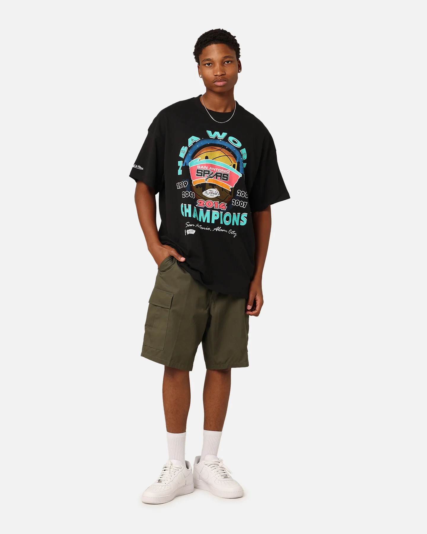 Mitchell & Ness San Antonio Spurs 'Spurs 2014 Champs' 2014 World Champs T-Shirt Black - Image 4