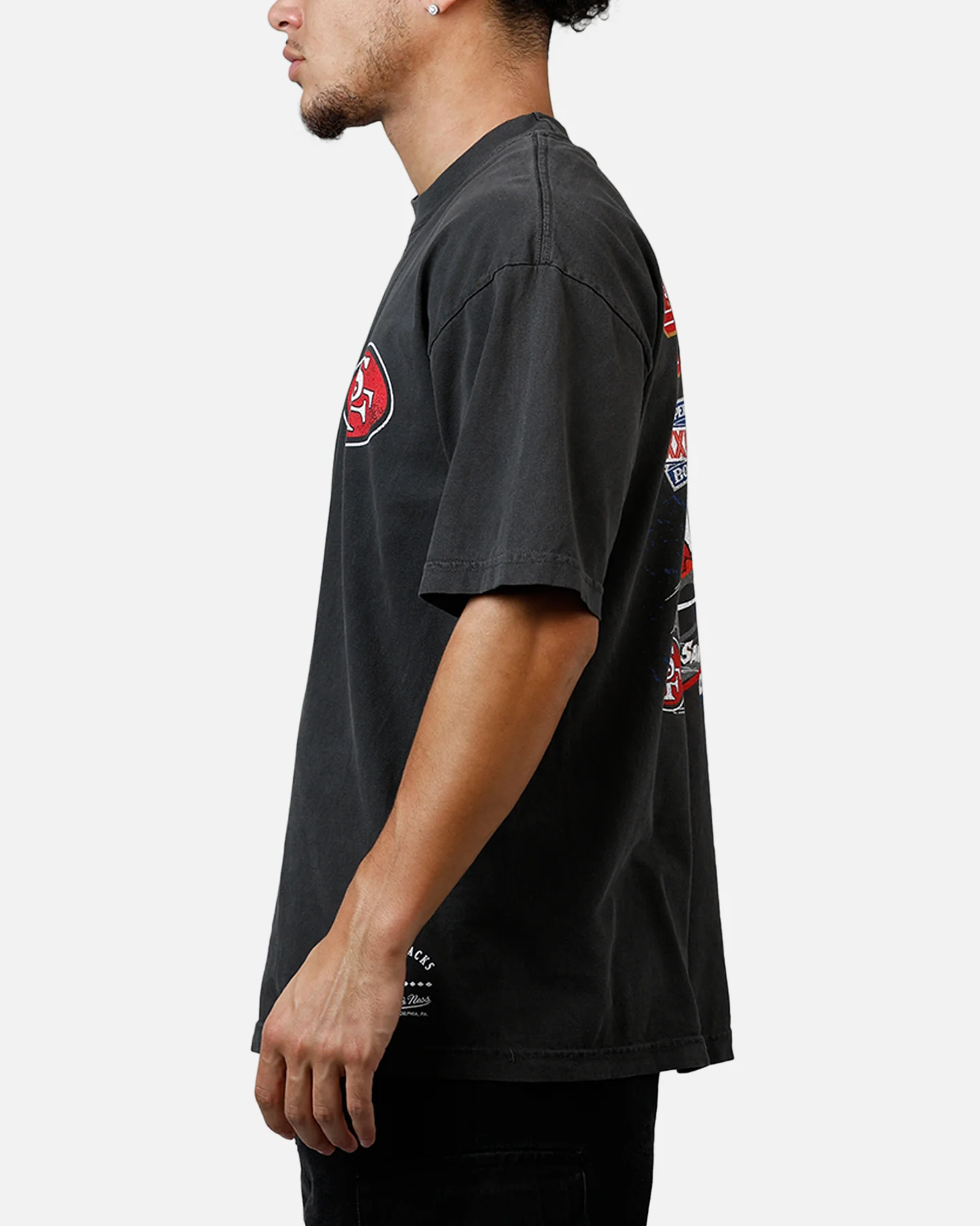 Mitchell & Ness San Francisco 49ers Alter Ego Vintage T-Shirt Faded Black - Image 5