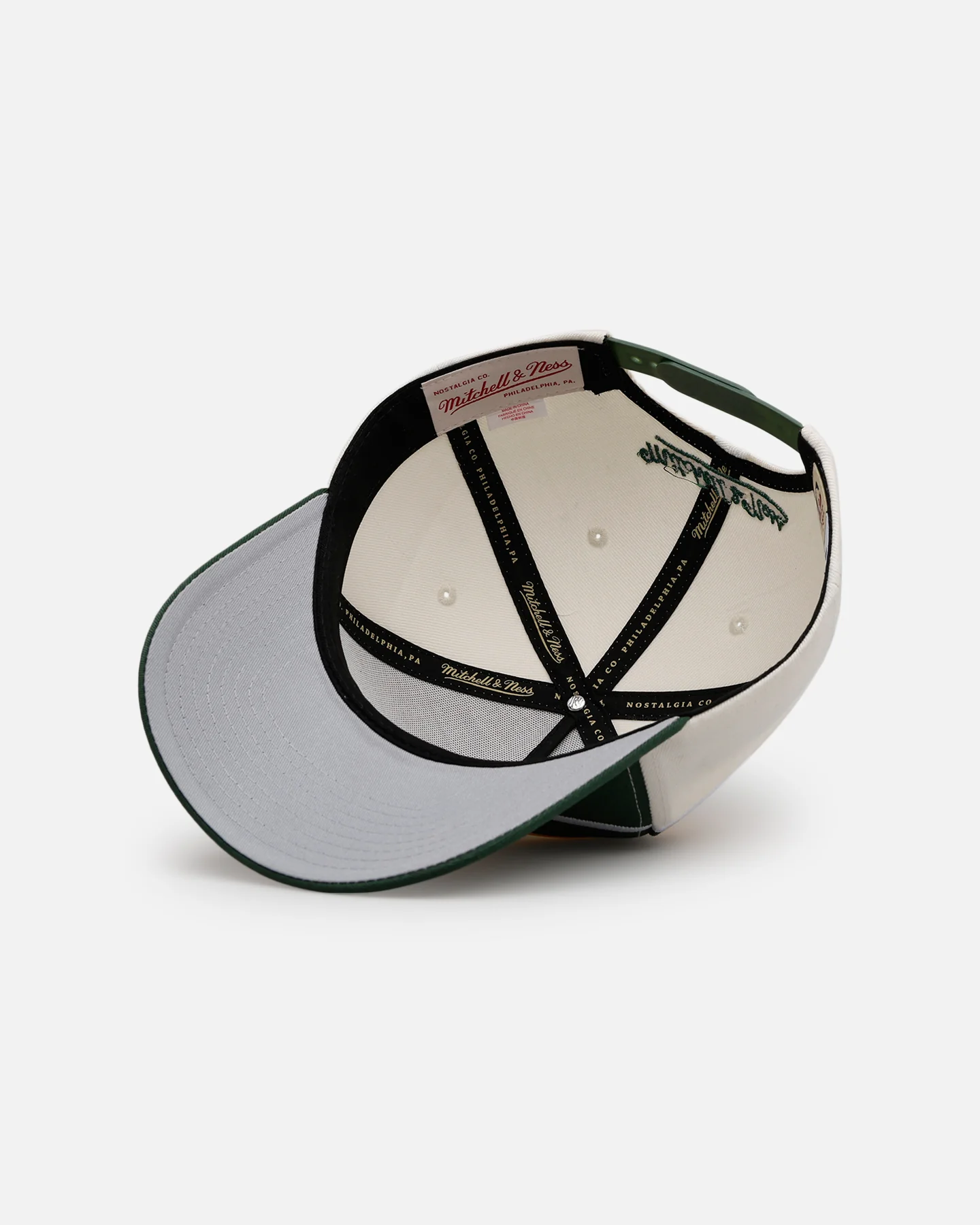 Mitchell & Ness Seattle SuperSonics 'Shark Tooth' Pro Pinch Snapback Cream/Green - Image 6