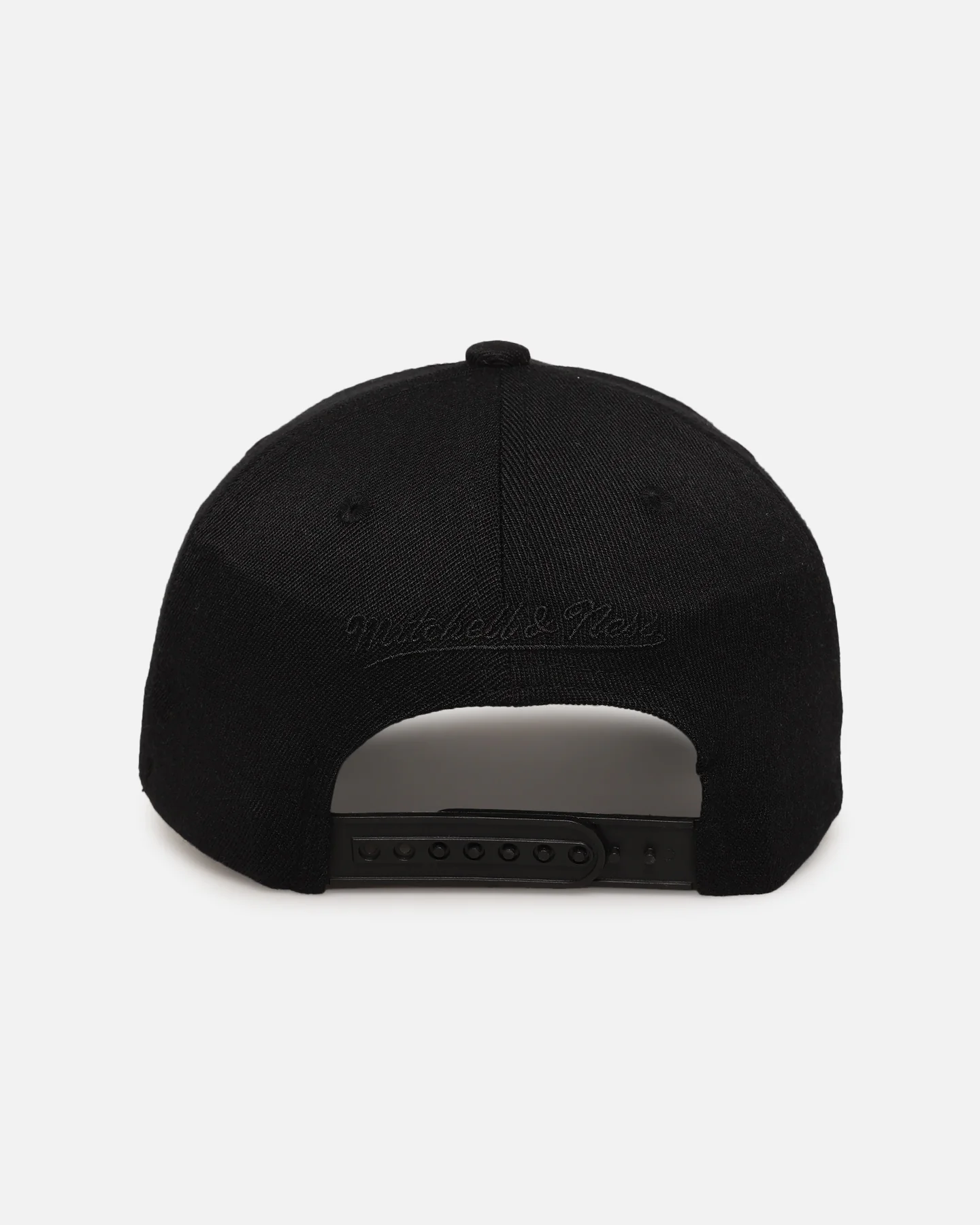 Mitchell & Ness Toronto Raptors 'Triple Black Core Classic' MVP Snapback Black - Image 2
