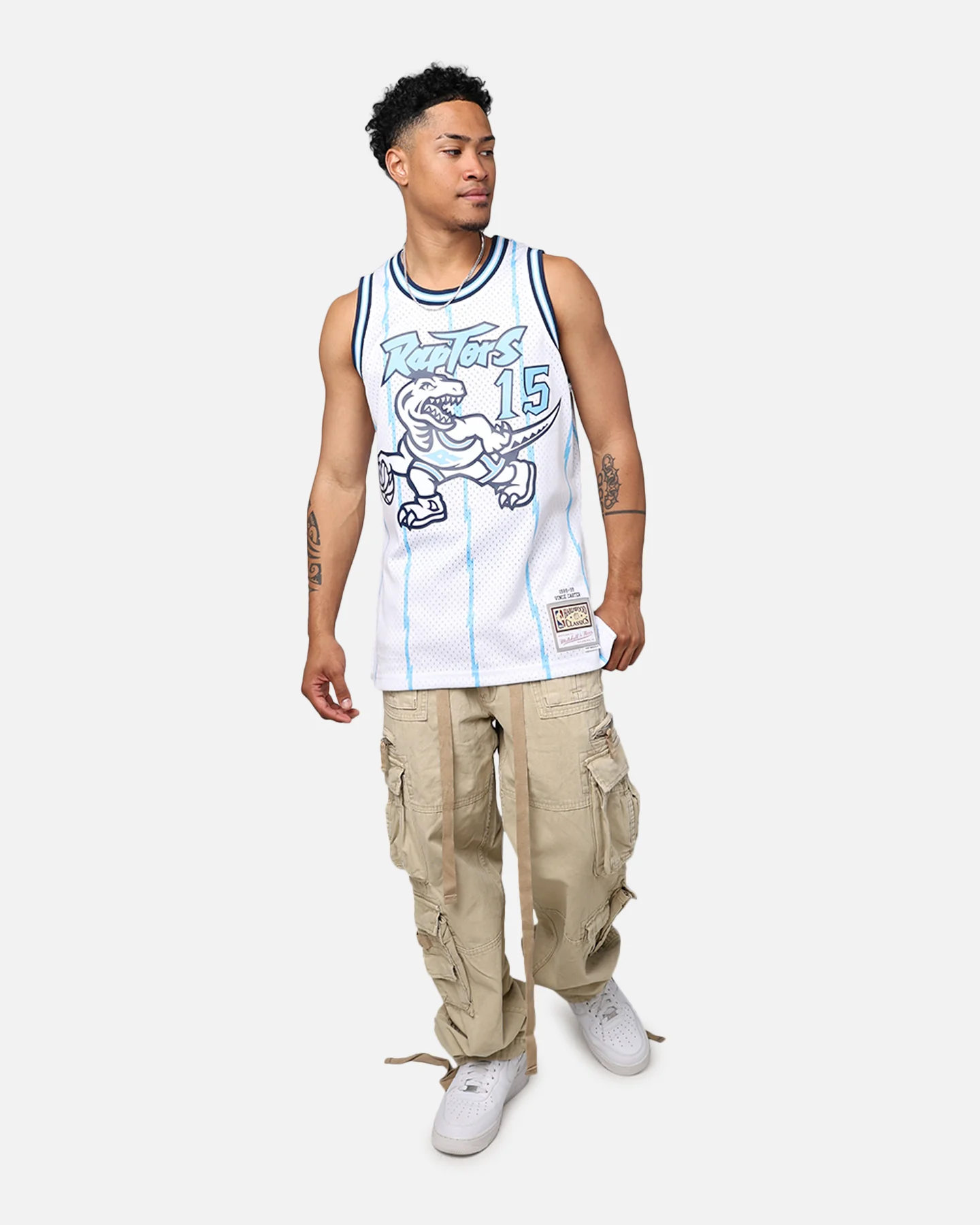 Mitchell & Ness Toronto Raptors Vince Carter 1998-99 College Twist Swing Jersey White/Light Blue - Image 8