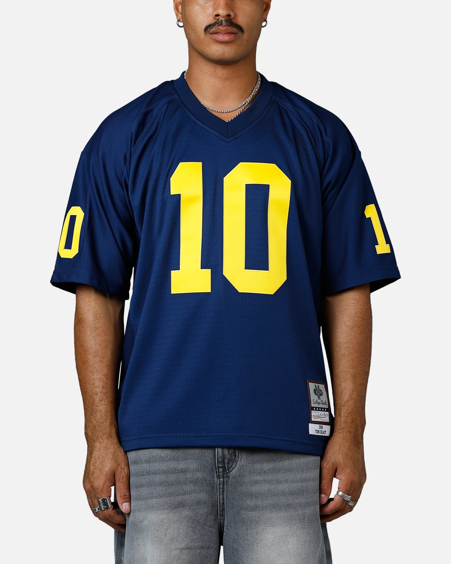 Mitchell & Ness University Of Michigan Wolverines Tom Brady #10 1999 Home Jersey Navy - Image 2