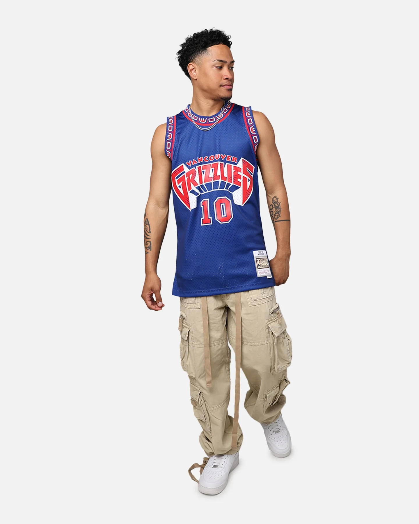 Mitchell & Ness Vancouver Grizzlies Mike Bibby 1998-99 College Twist Swing Jersey Navy/Red - Image 8