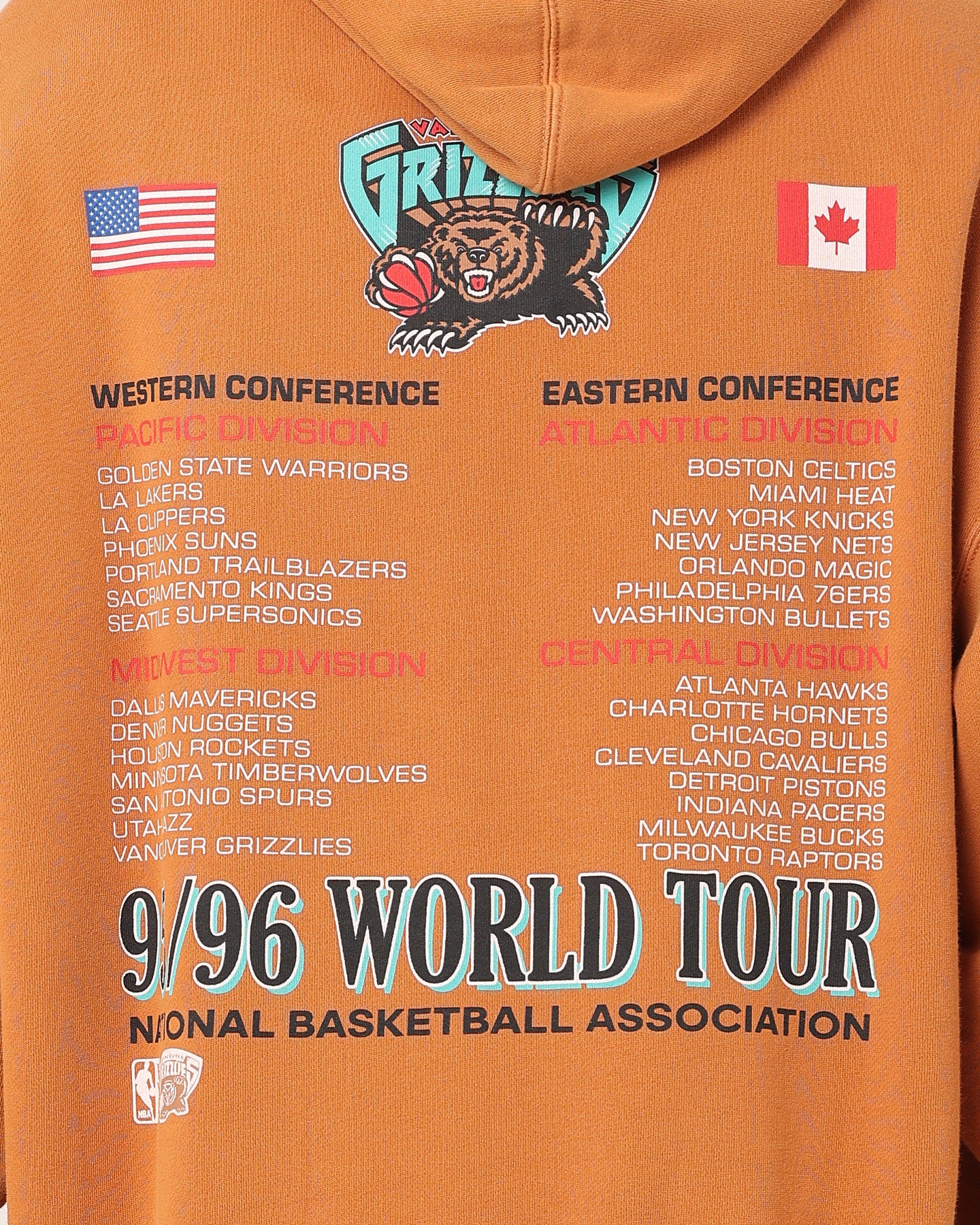 Mitchell & Ness Vancouver Grizzlies Tour Hoodie Bronze - Image 5