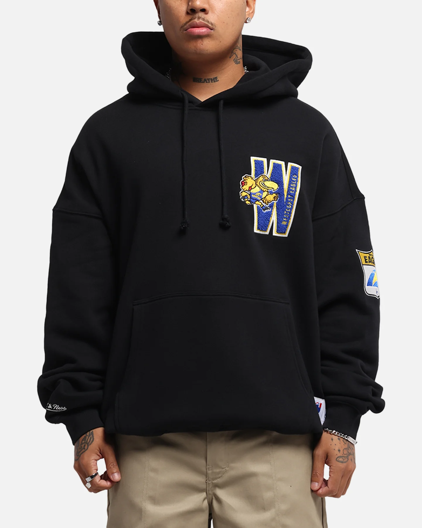 Mitchell & Ness West Coast Eagles Team Hoodie Solid Black - Image 2