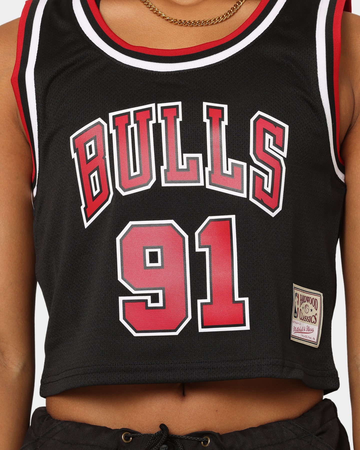 Mitchell & Ness Women's Chicago Bulls Dennis Rodman #91 NBA Cropped Jersey Black - Image 3