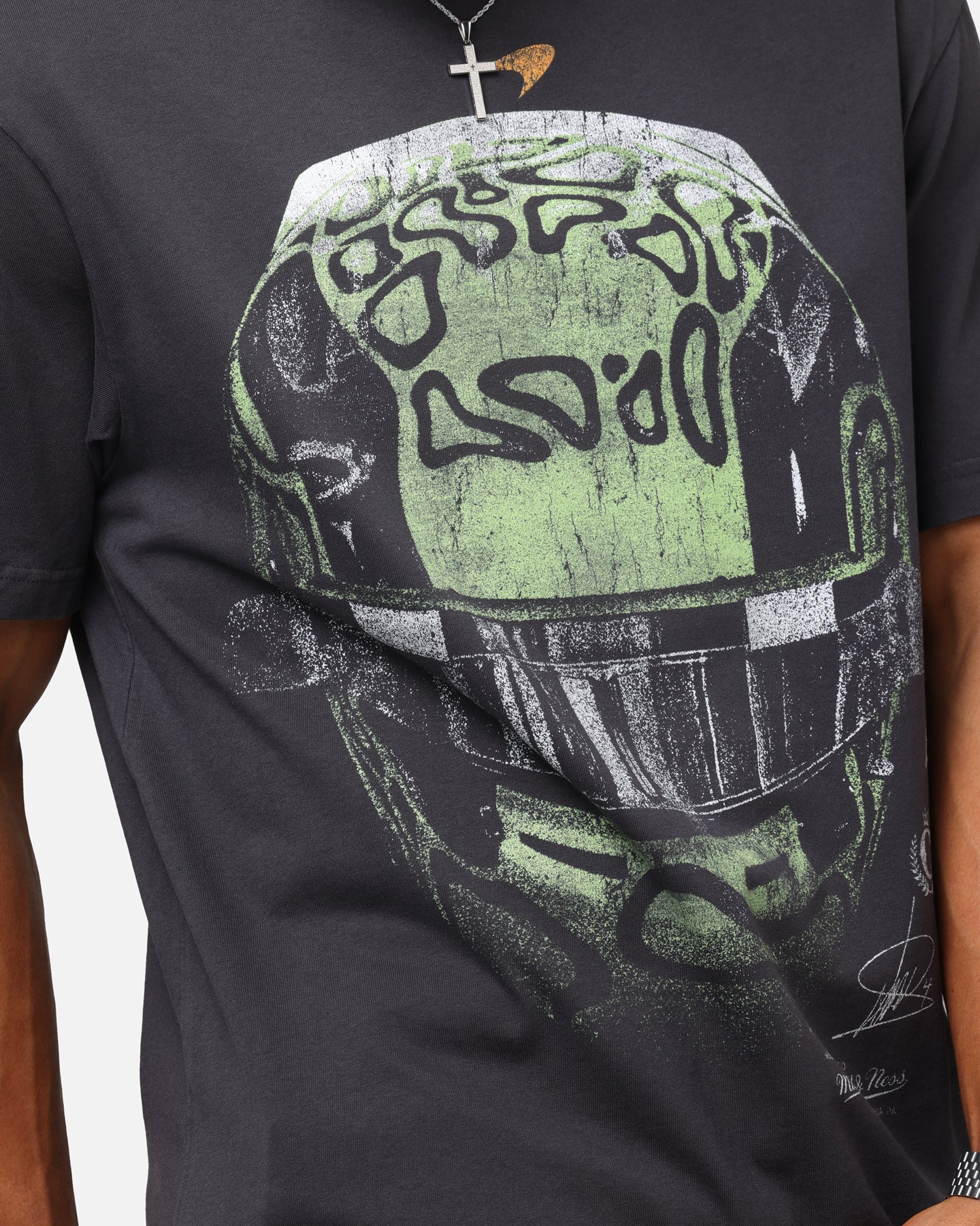 Mitchell & Ness X Mclaren Lando Norris Helmet T-Shirt Faded Black - Image 7